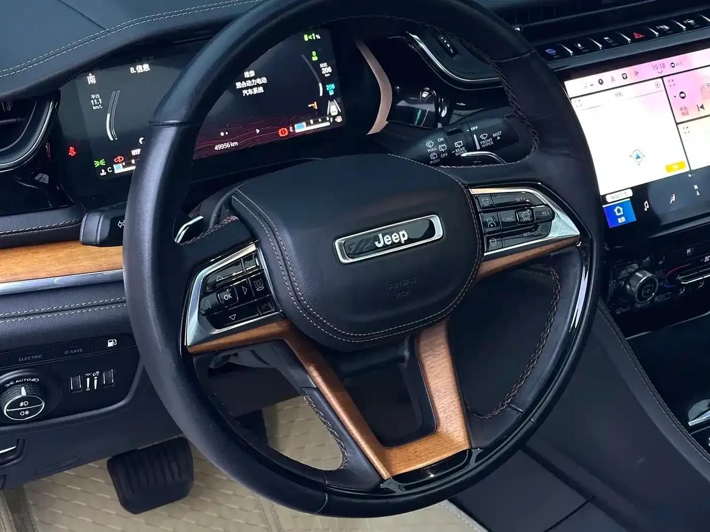 2023 Jeep Grand Cherokee 4xe Imported Model 4xe Peak Edition — миниатюра 4