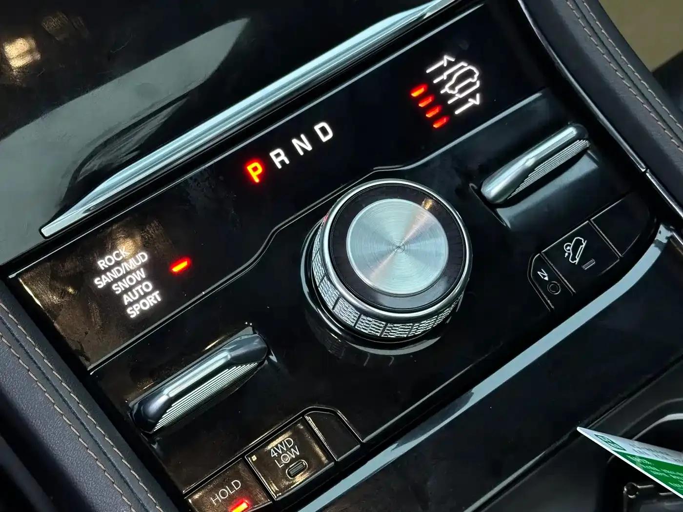 2023 Jeep Grand Cherokee 4xe Imported Model 4xe Peak Edition — миниатюра 9