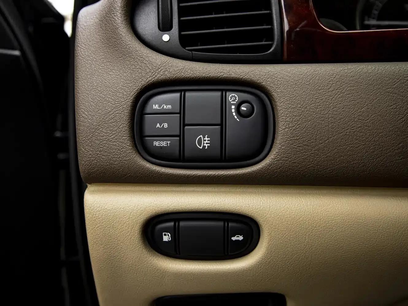 Jaguar S-TYPE 2007 3.0 Standard Model — миниатюра 18