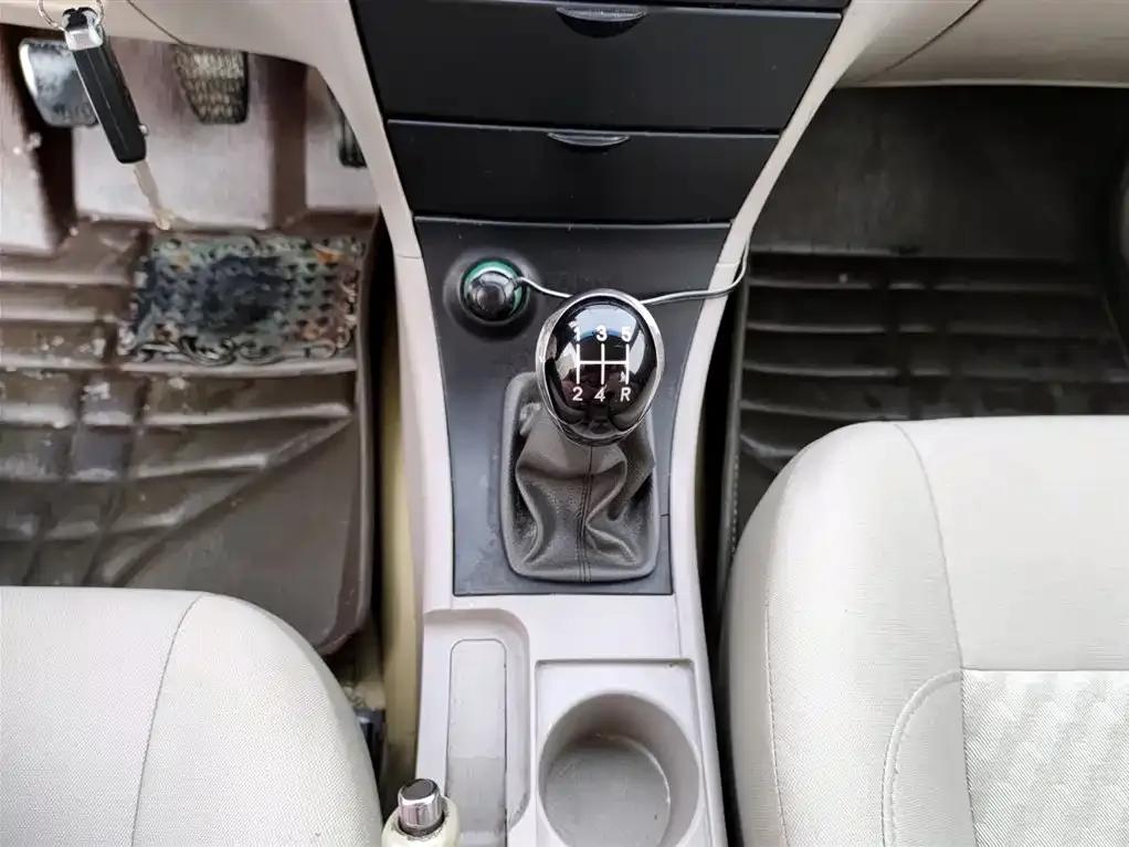 2014 Ocean View 1.5L Manual Elite — миниатюра 14