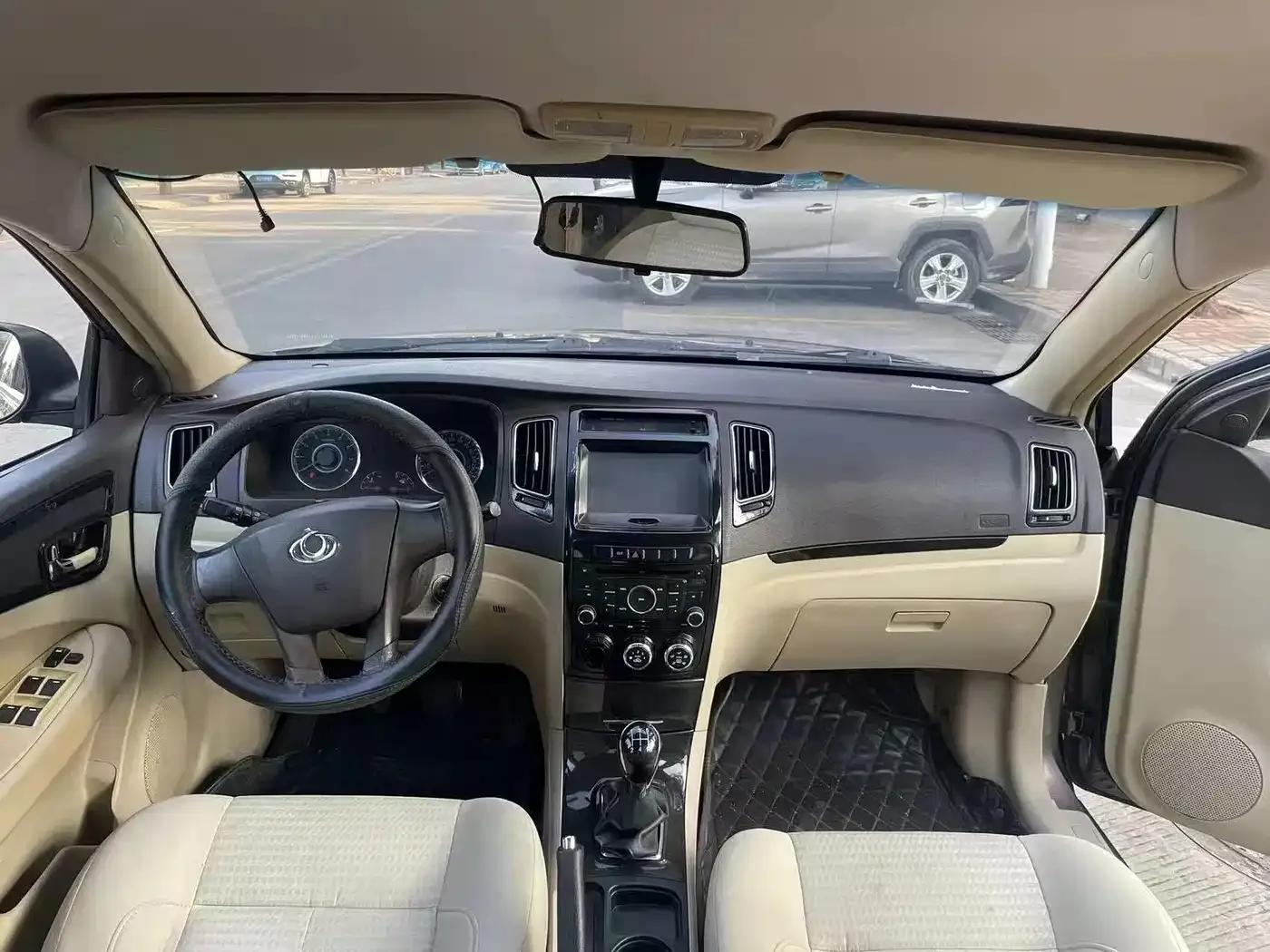 Golden Eagle 2011 Cross 1.5L Manual Deluxe VVT — миниатюра 10