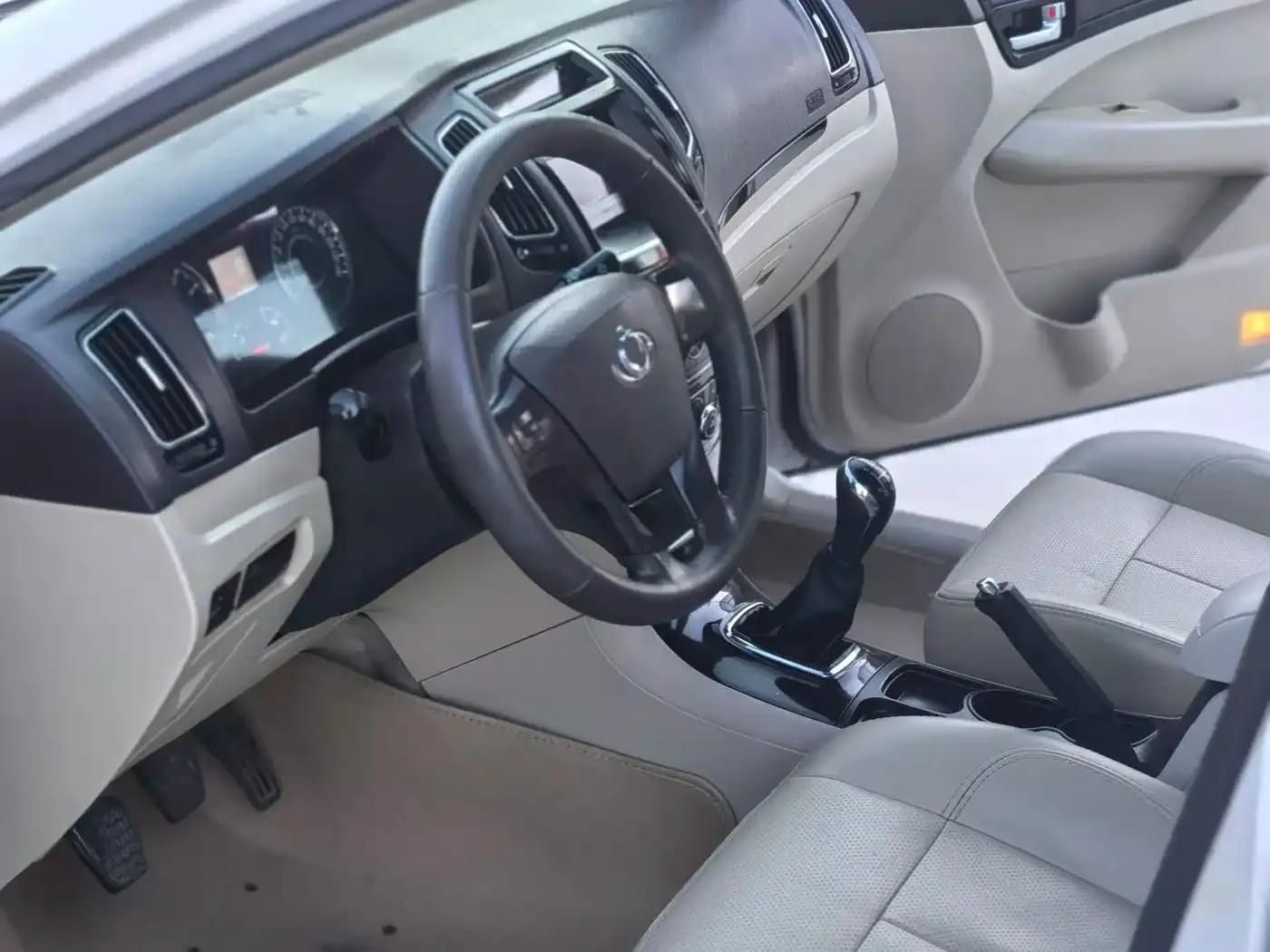 Geely GC7 2013 1.5L Manual Premium Edition — миниатюра 11