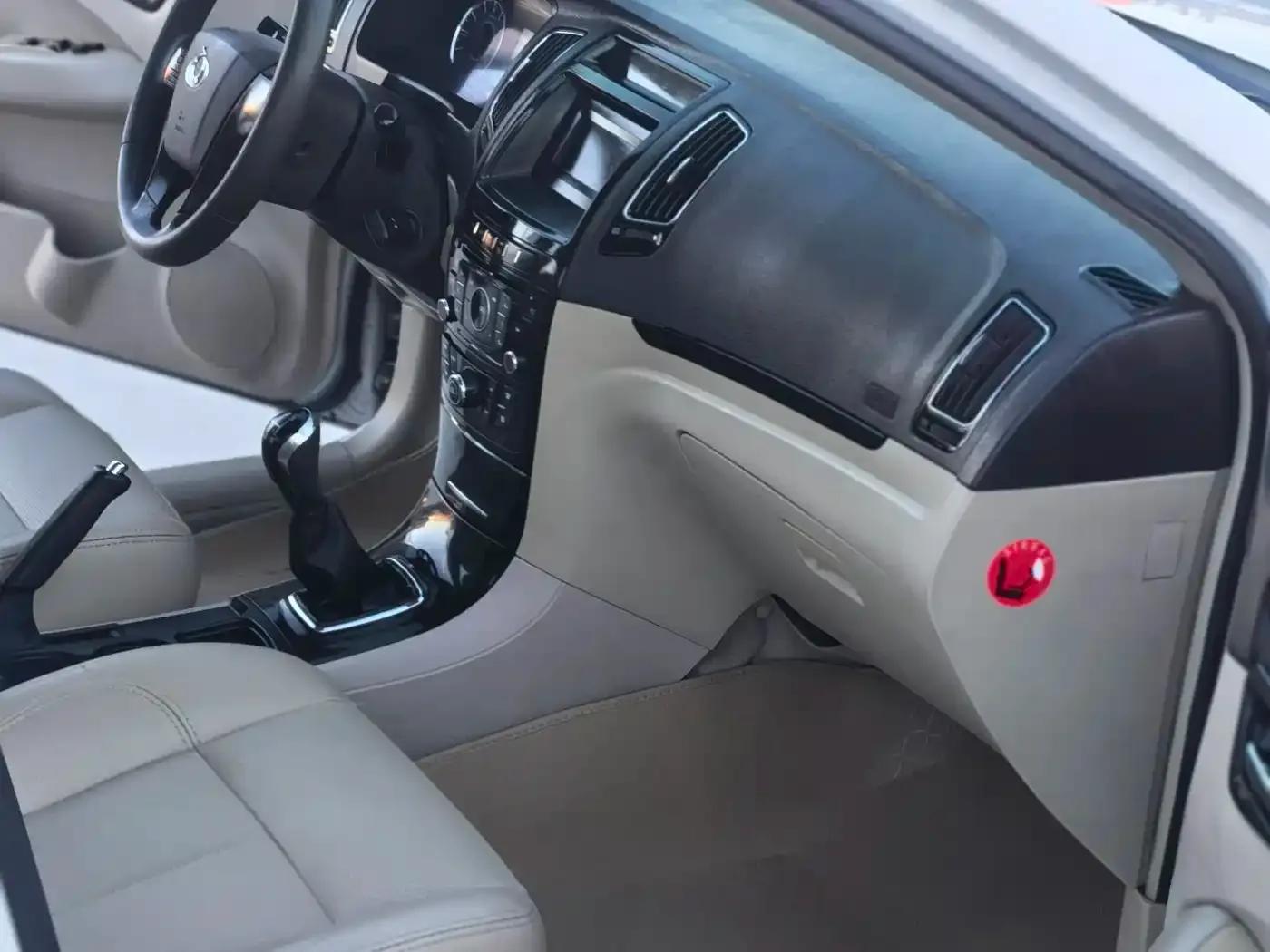 Geely GC7 2013 1.5L Manual Premium Edition — миниатюра 12