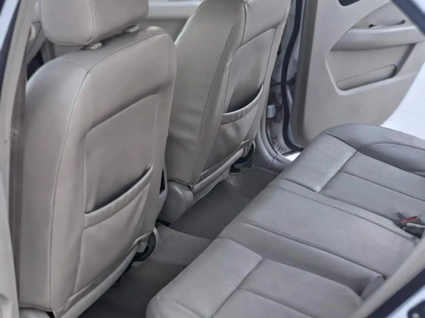 Geely GC7 2013 1.5L Manual Premium Edition — миниатюра 13