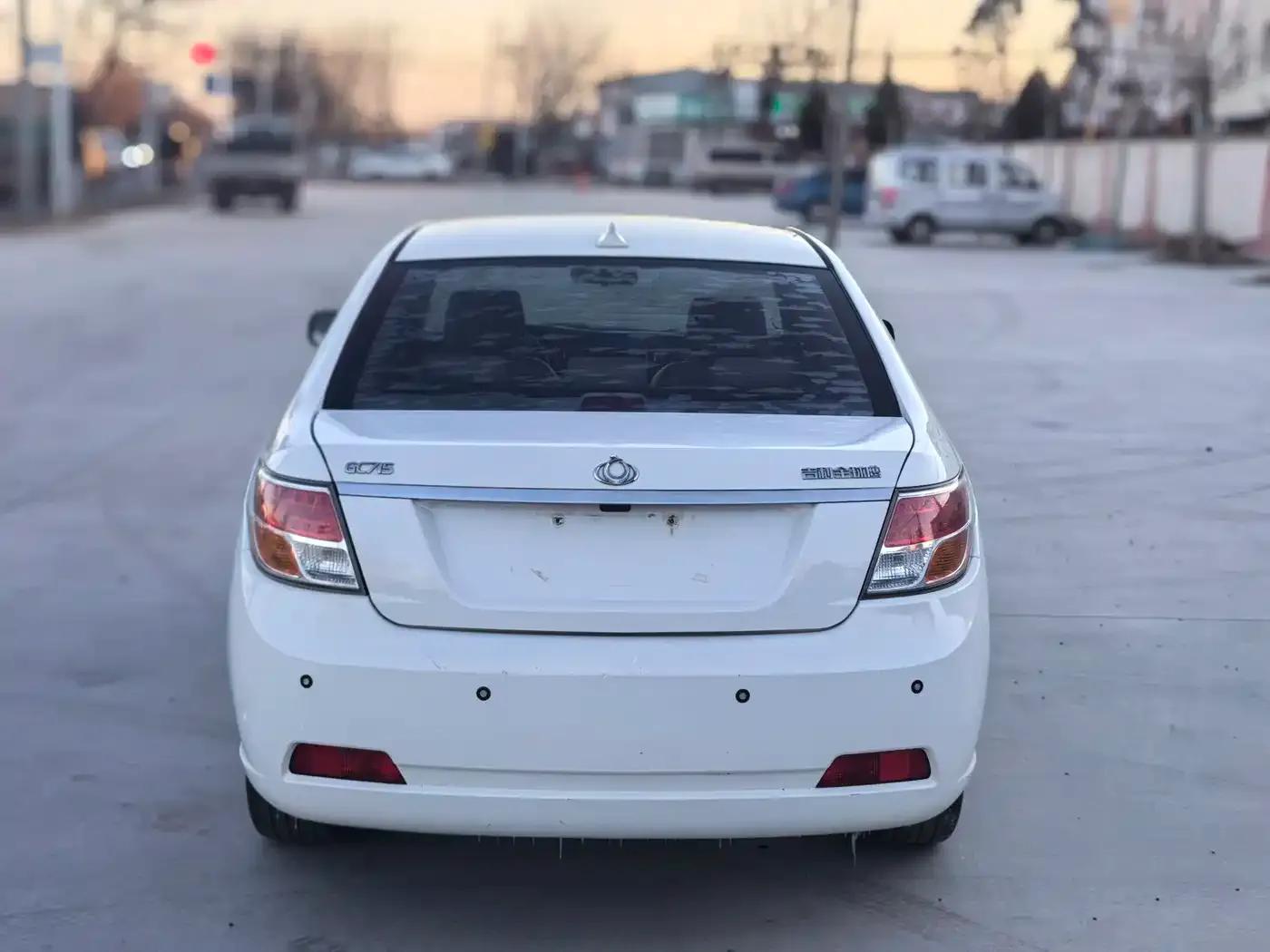 Geely GC7 2013 1.5L Manual Premium Edition — миниатюра 4