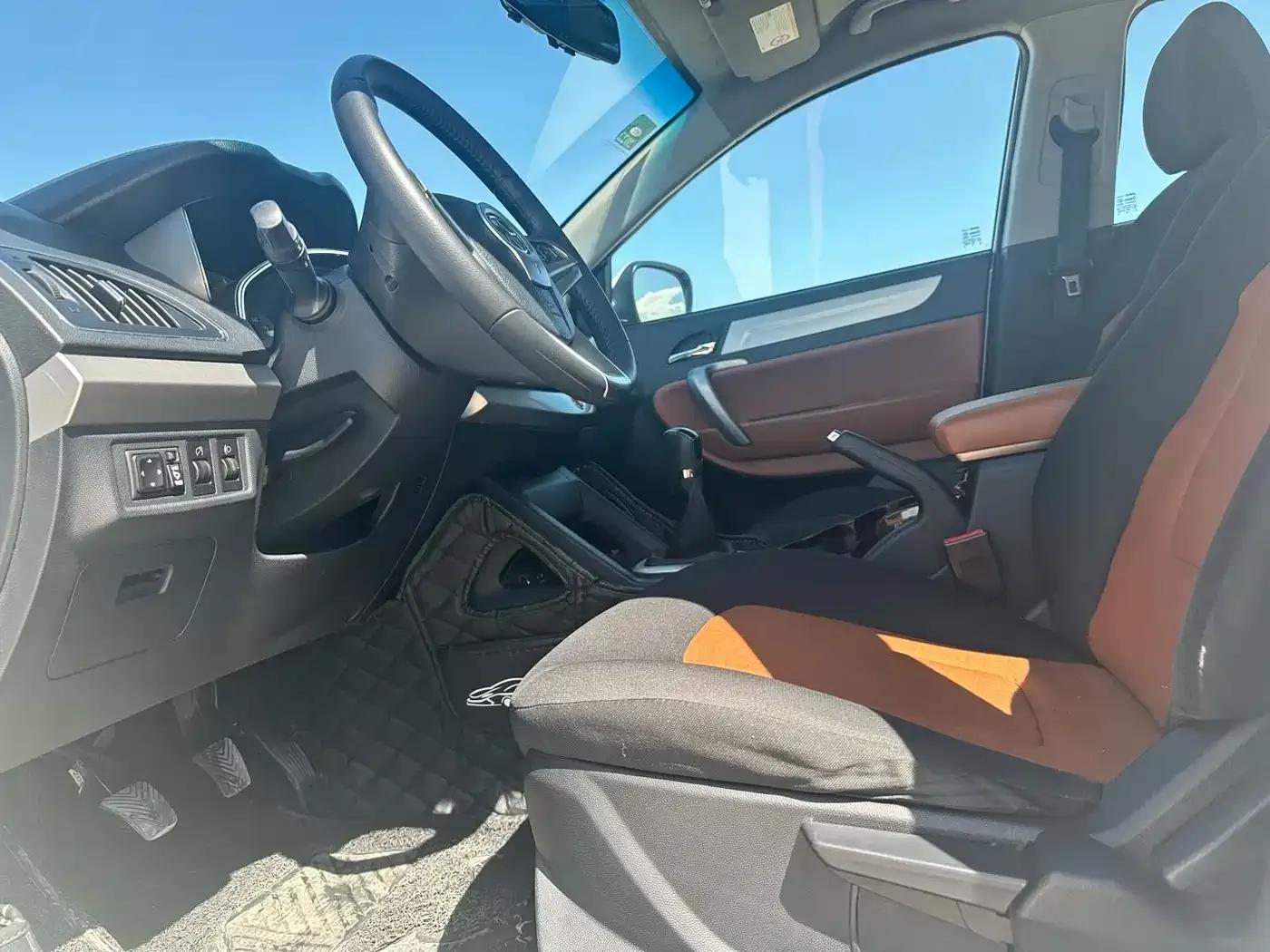 Refine S5 2013 2.0L Manual Premium Edition — миниатюра 7
