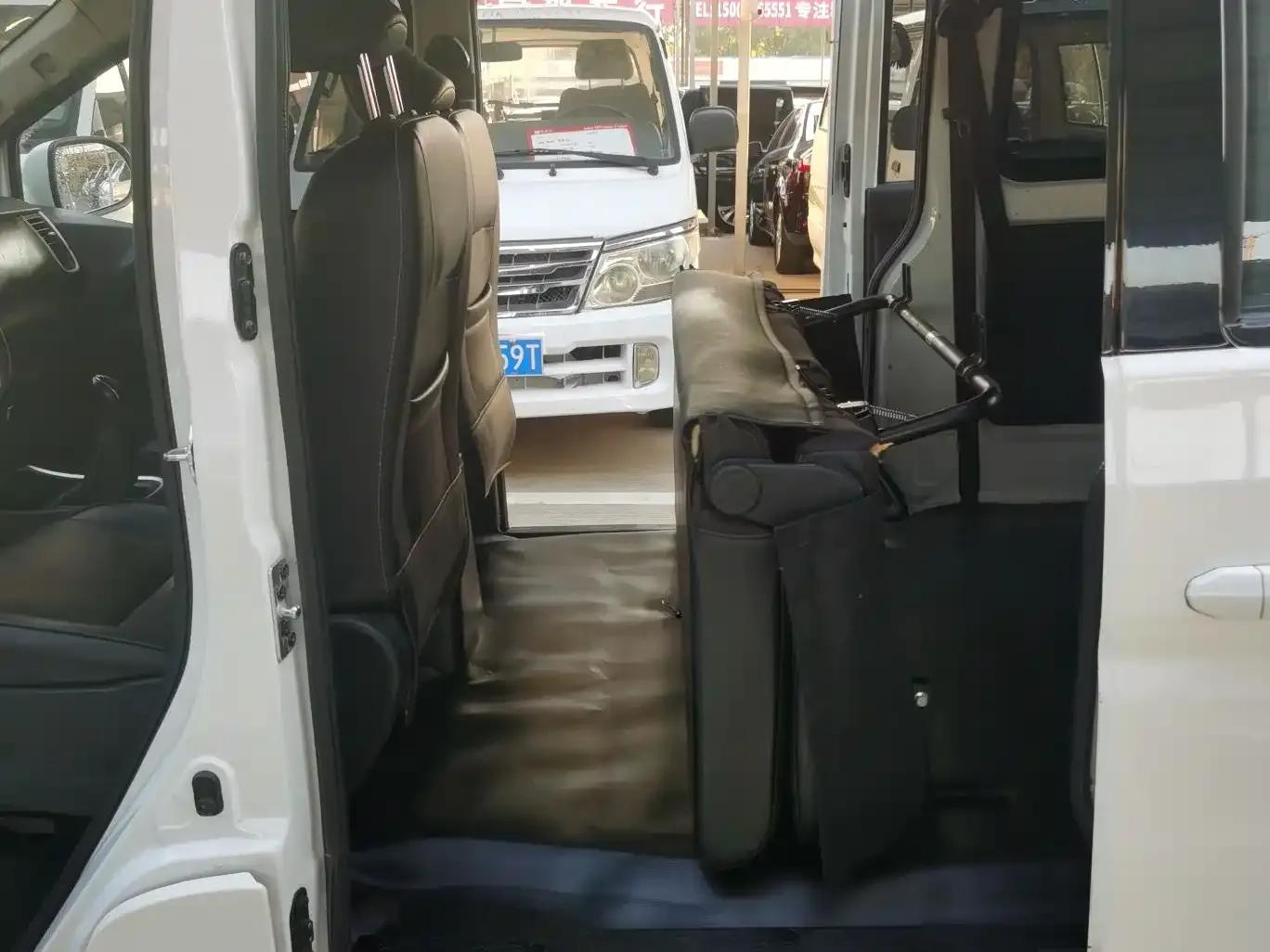 Golden Lion M Classic 2024 Model 1.5L Touring Lion Bus (5 Seats) — миниатюра 12