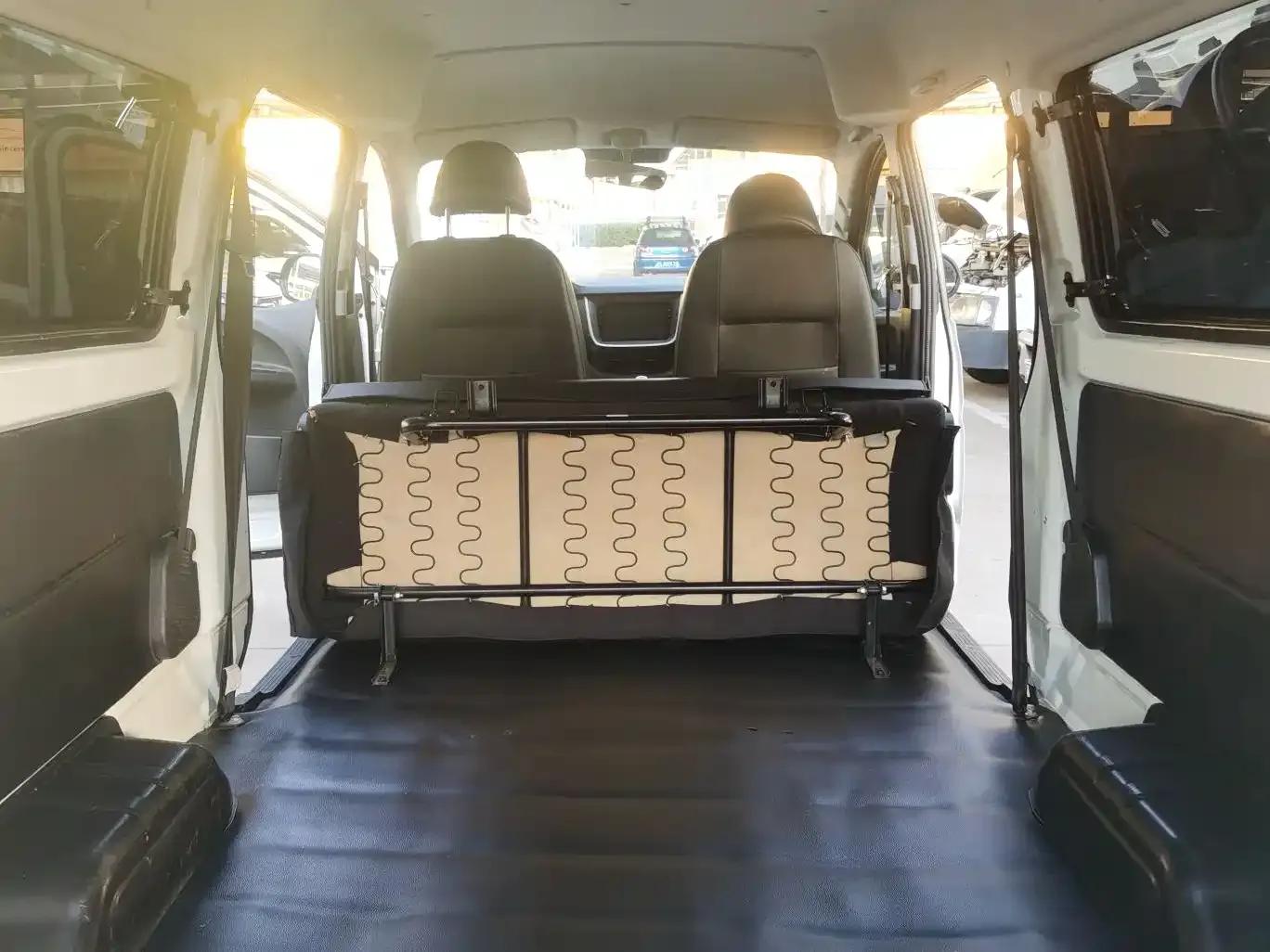 Golden Lion M Classic 2024 Model 1.5L Touring Lion Bus (5 Seats) — миниатюра 13