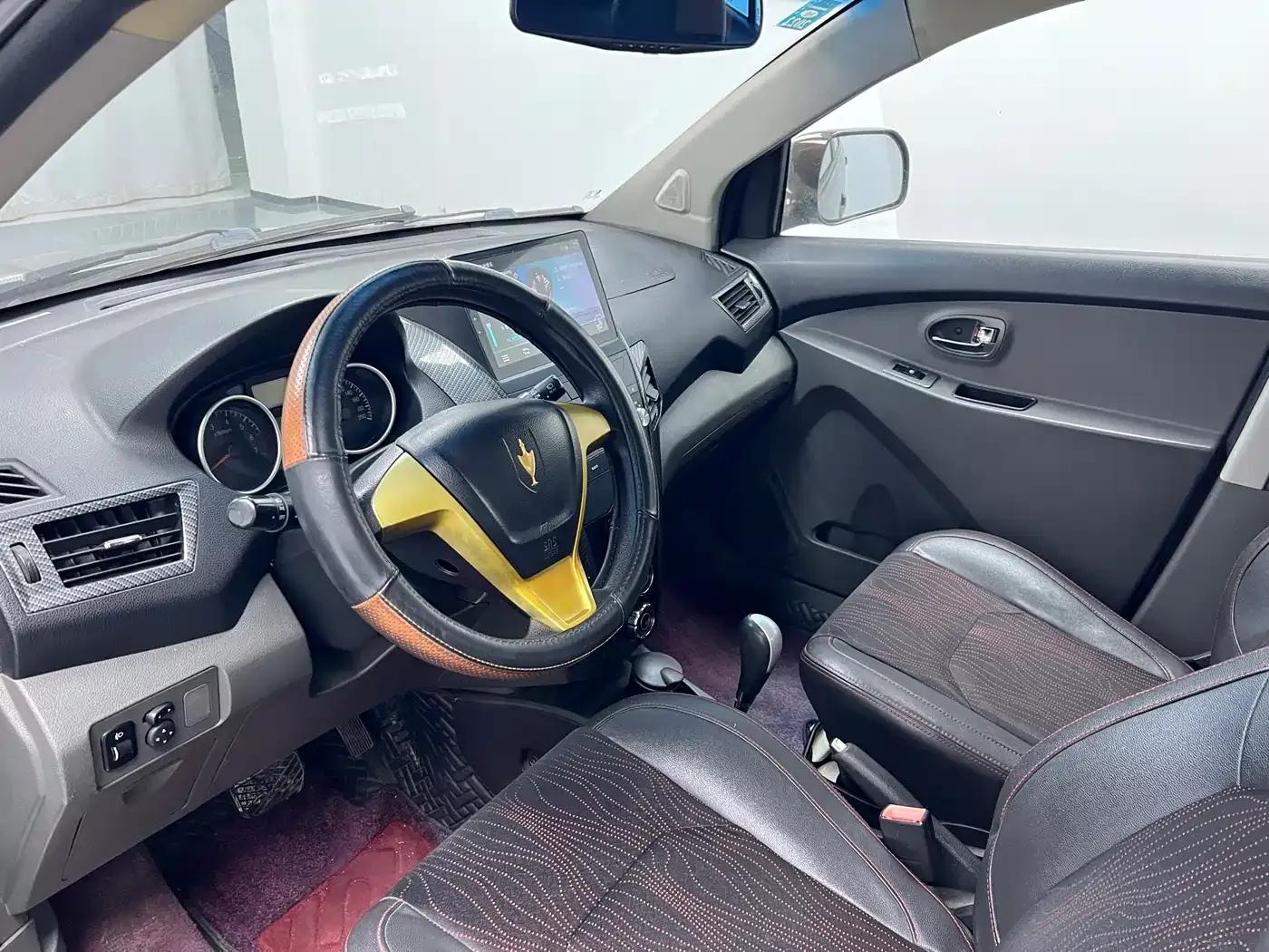 Smart S30 2015 1.5L AMT Elite — миниатюра 4