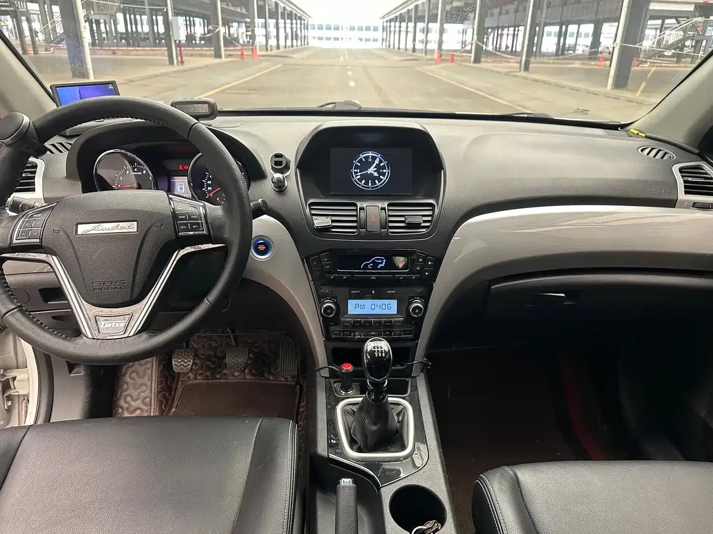 Jinbei S70 2017 1.5T Fashion Edition 5-seater — миниатюра 13