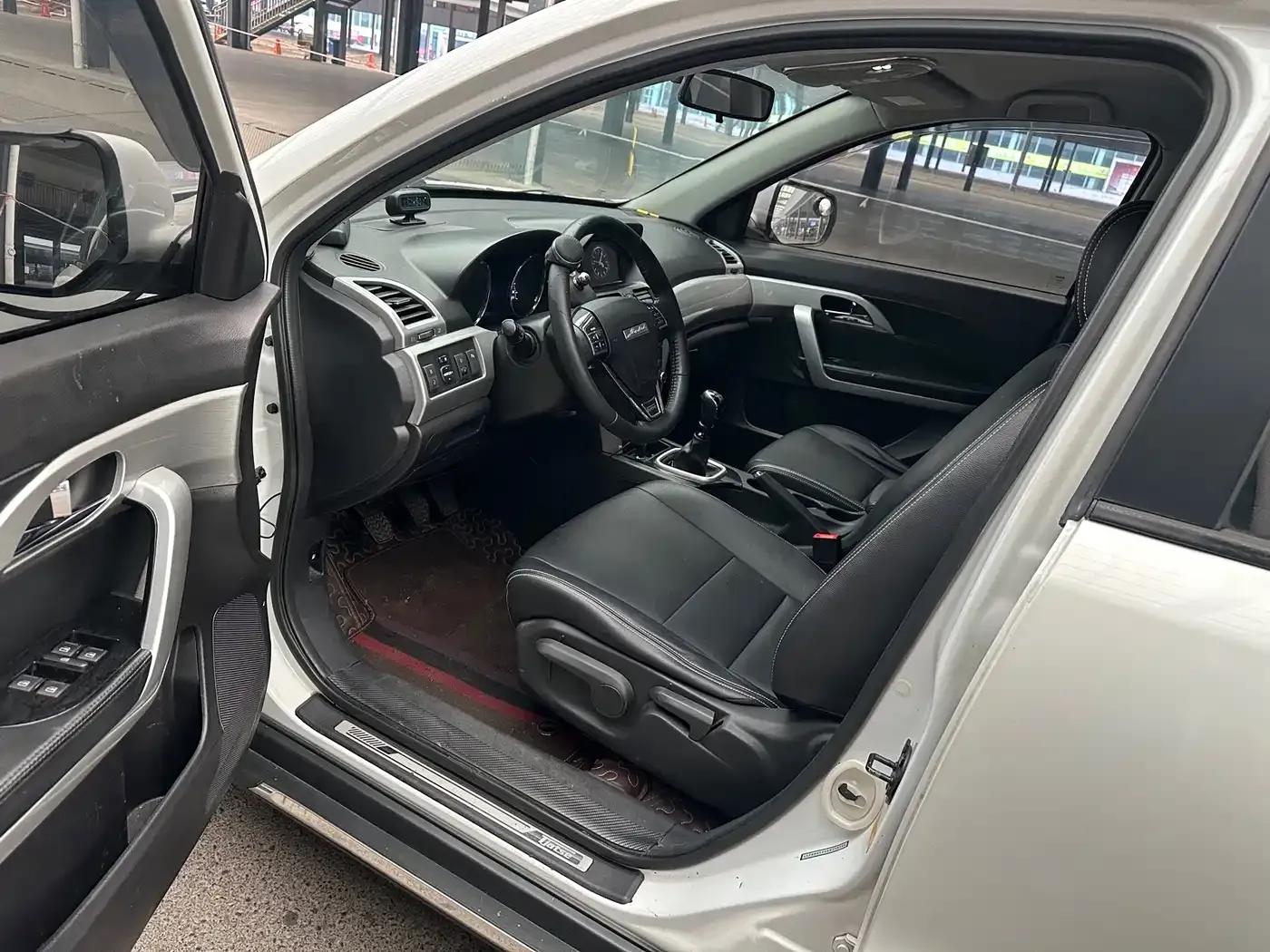 Jinbei S70 2017 1.5T Fashion Edition 5-seater — миниатюра 14