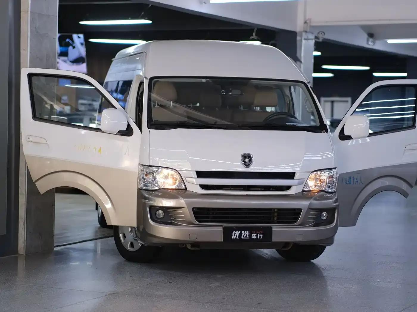 Jinbei Grand Haishi 2016 Model 2.4L Grand Haishi L Luxury Edition — миниатюра 7