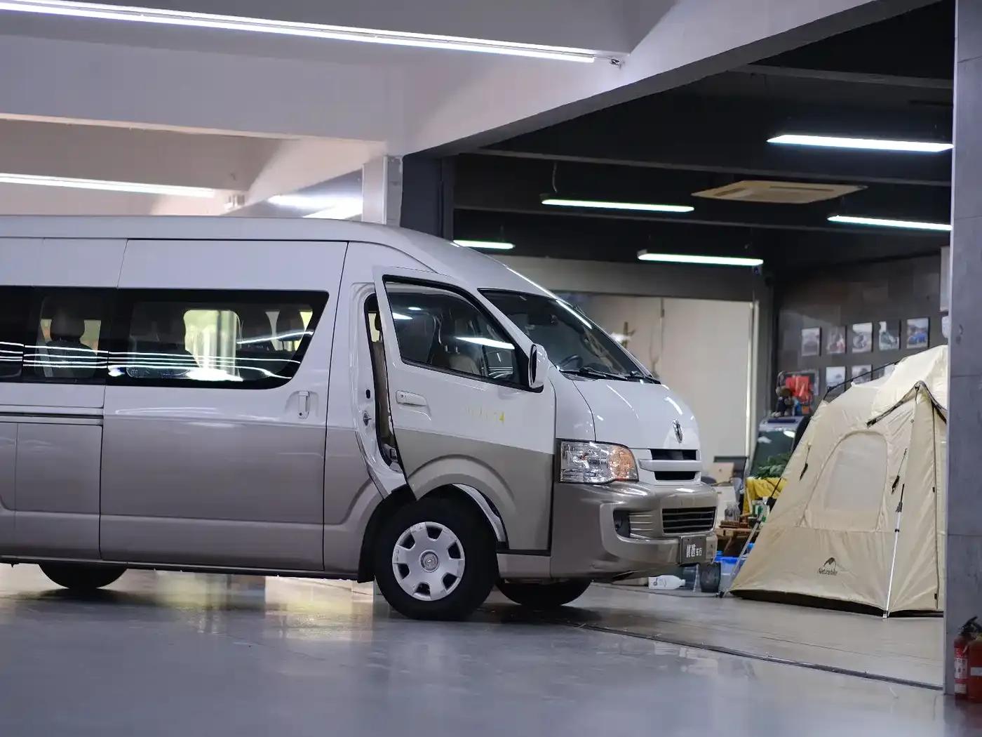 Jinbei Grand Haishi 2016 Model 2.4L Grand Haishi L Luxury Edition — миниатюра 9