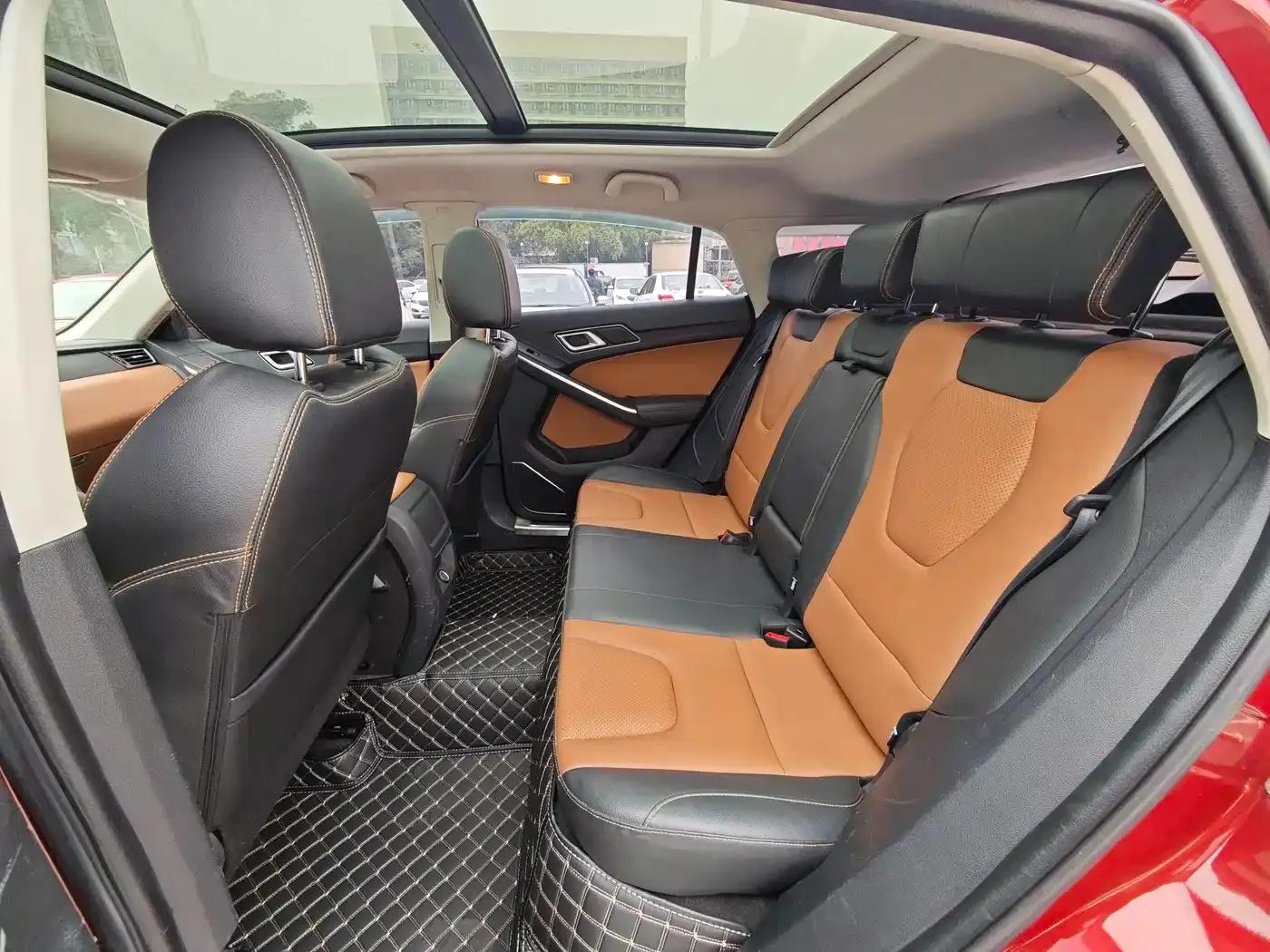 Yusheng S330 2016 1.5L GTDi Automatic 2WD Premium Edition — миниатюра 6