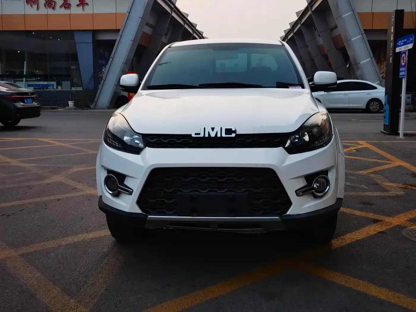 Yuhu 3 2018 2.5T Diesel 2WD Luxury Edition Standard Wheelbase — миниатюра 2