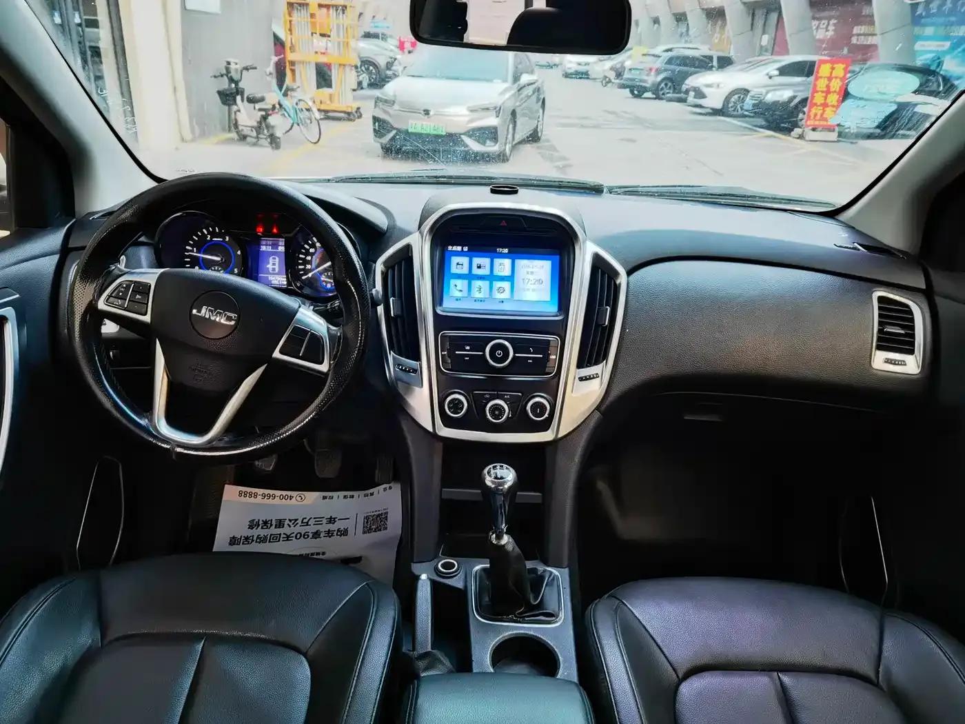 Yuhu 3 2018 2.5T Diesel 2WD Luxury Edition Standard Wheelbase — миниатюра 6
