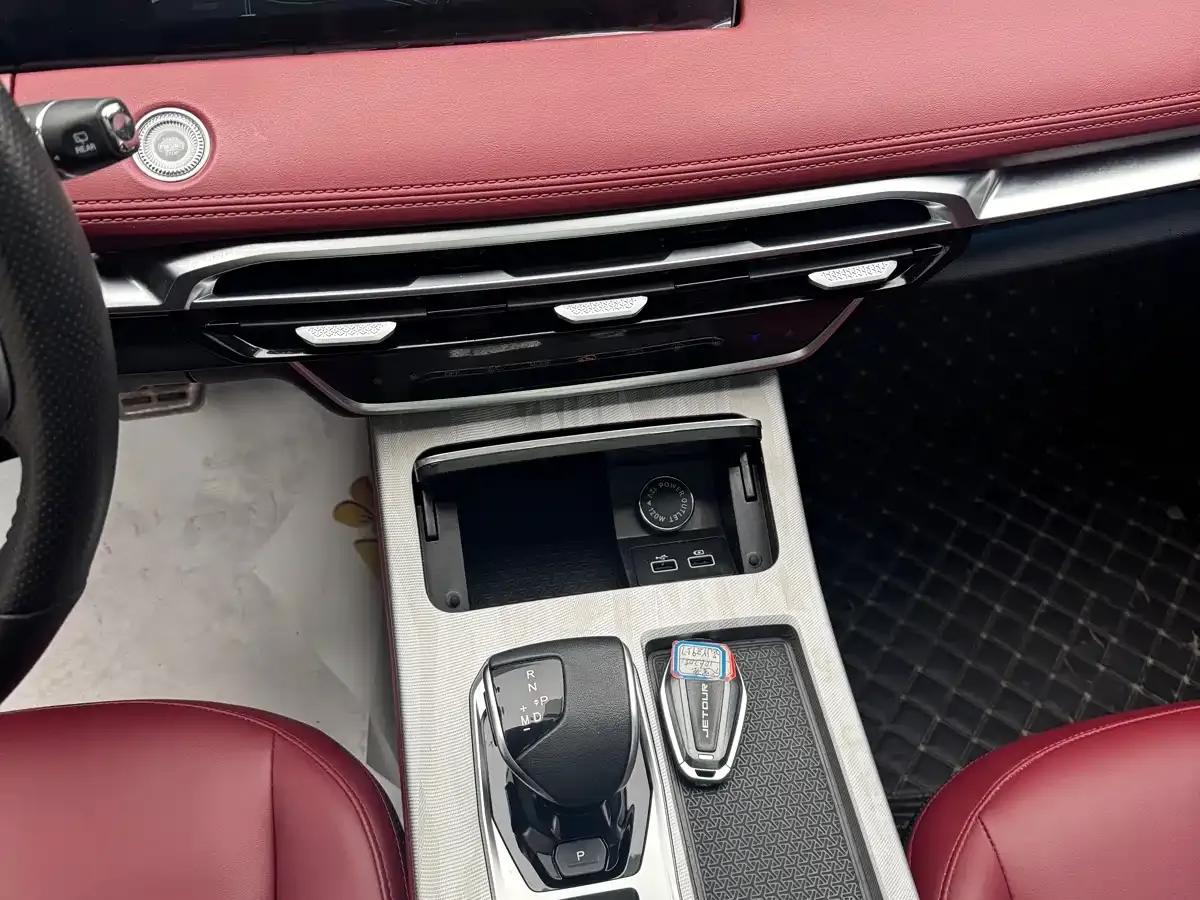 Jetour X70 PRO 2023 1.6T DCT Enjoy PRO 5-seater — миниатюра 13