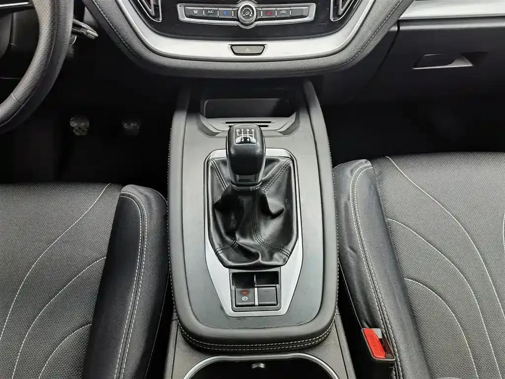 Jetour X70M 2022 1.5T Manual Avant-garde Partner Edition 5-seater — миниатюра 13