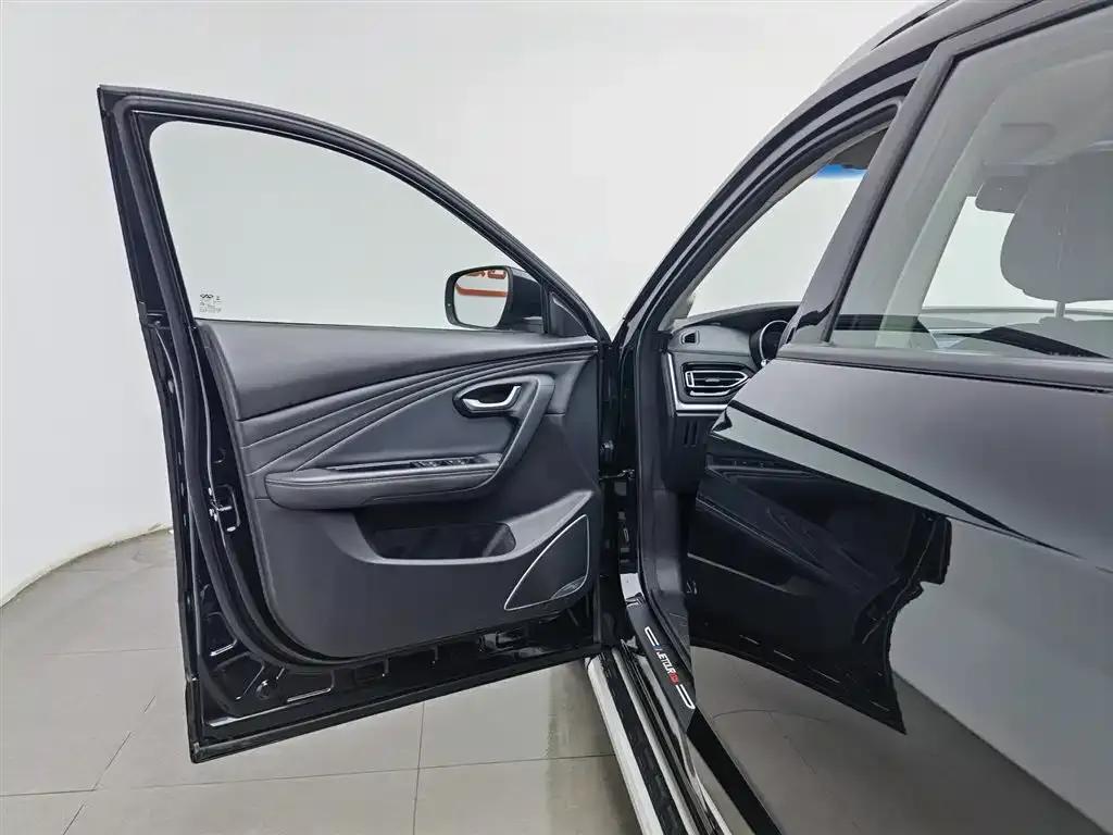 Jetour X70M 2022 1.5T Manual Avant-garde Partner Edition 5-seater — миниатюра 8