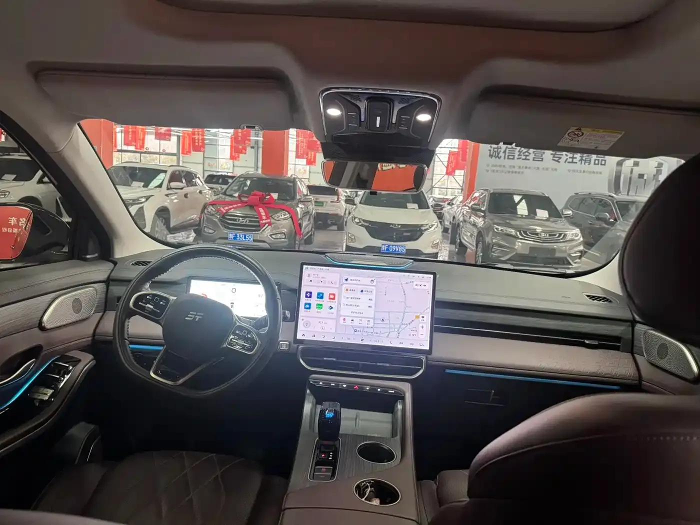 Jetour X90 PRO 2024 2.0T DCT Luxury Edition 5-seater — миниатюра 10