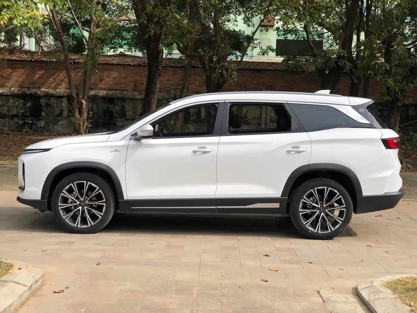 Jetour X90 PRO 2024 2.0T DCT Luxury Edition 5-seater — миниатюра 4