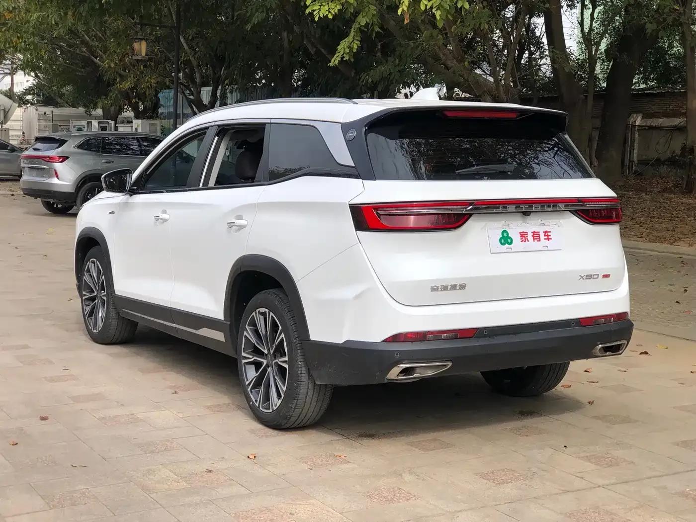 Jetour X90 PRO 2024 2.0T DCT Luxury Edition 5-seater — миниатюра 6