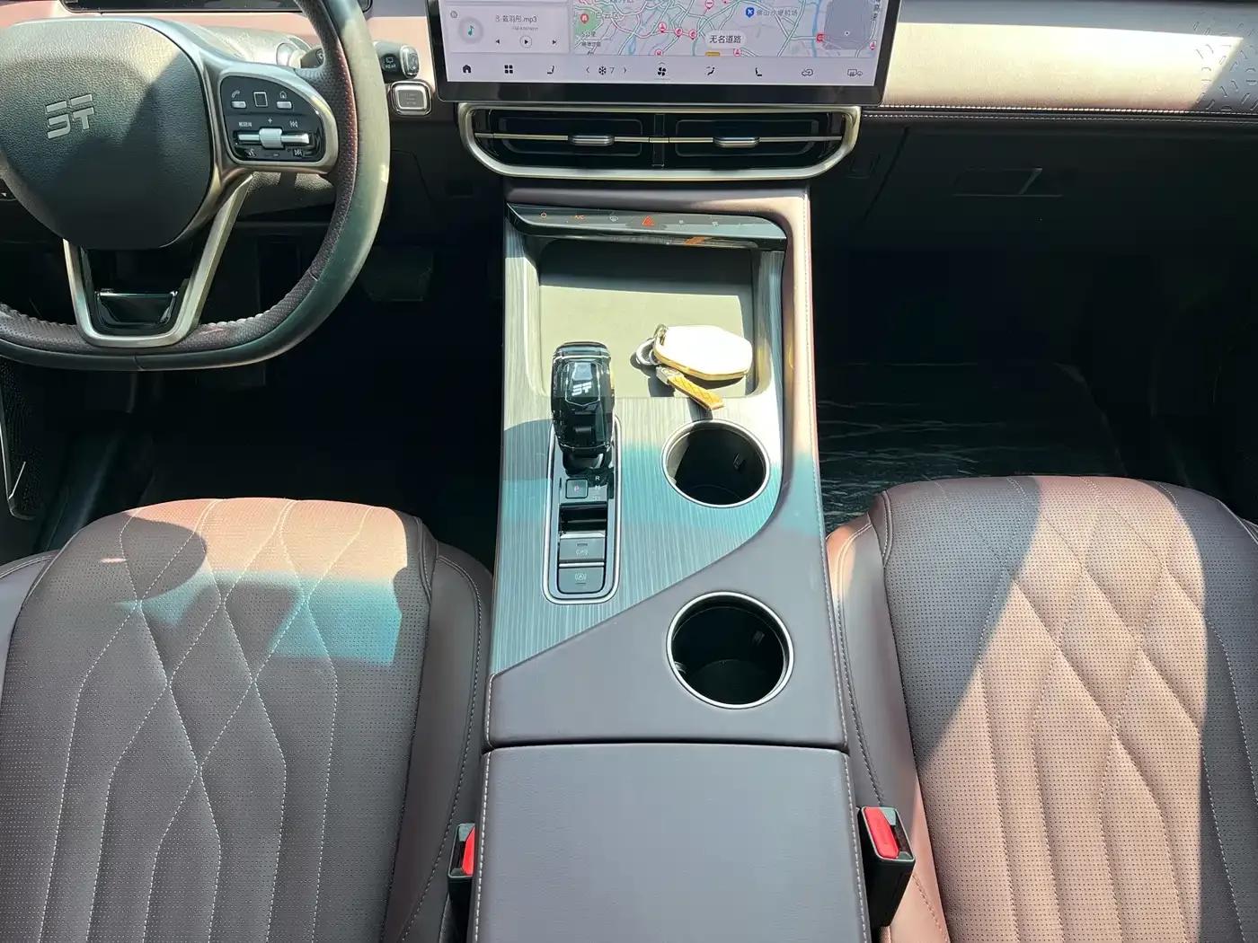 Jetour X90 PRO 2024 1.6T DCT Luxury Edition 7-seater — миниатюра 12
