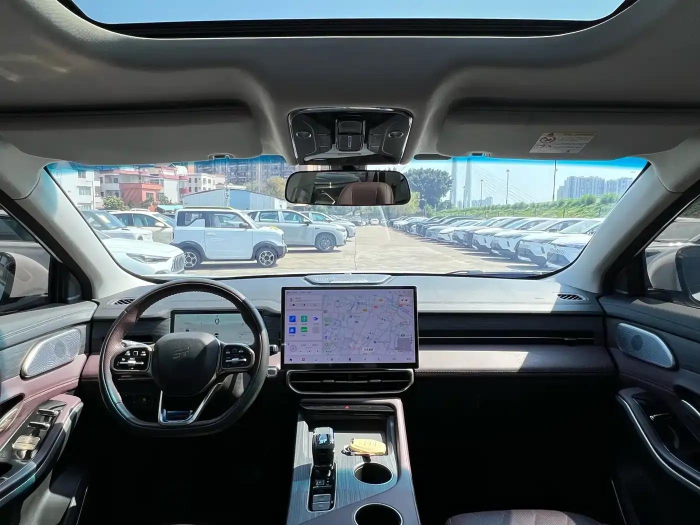 Jetour X90 PRO 2024 1.6T DCT Luxury Edition 7-seater — миниатюра 9