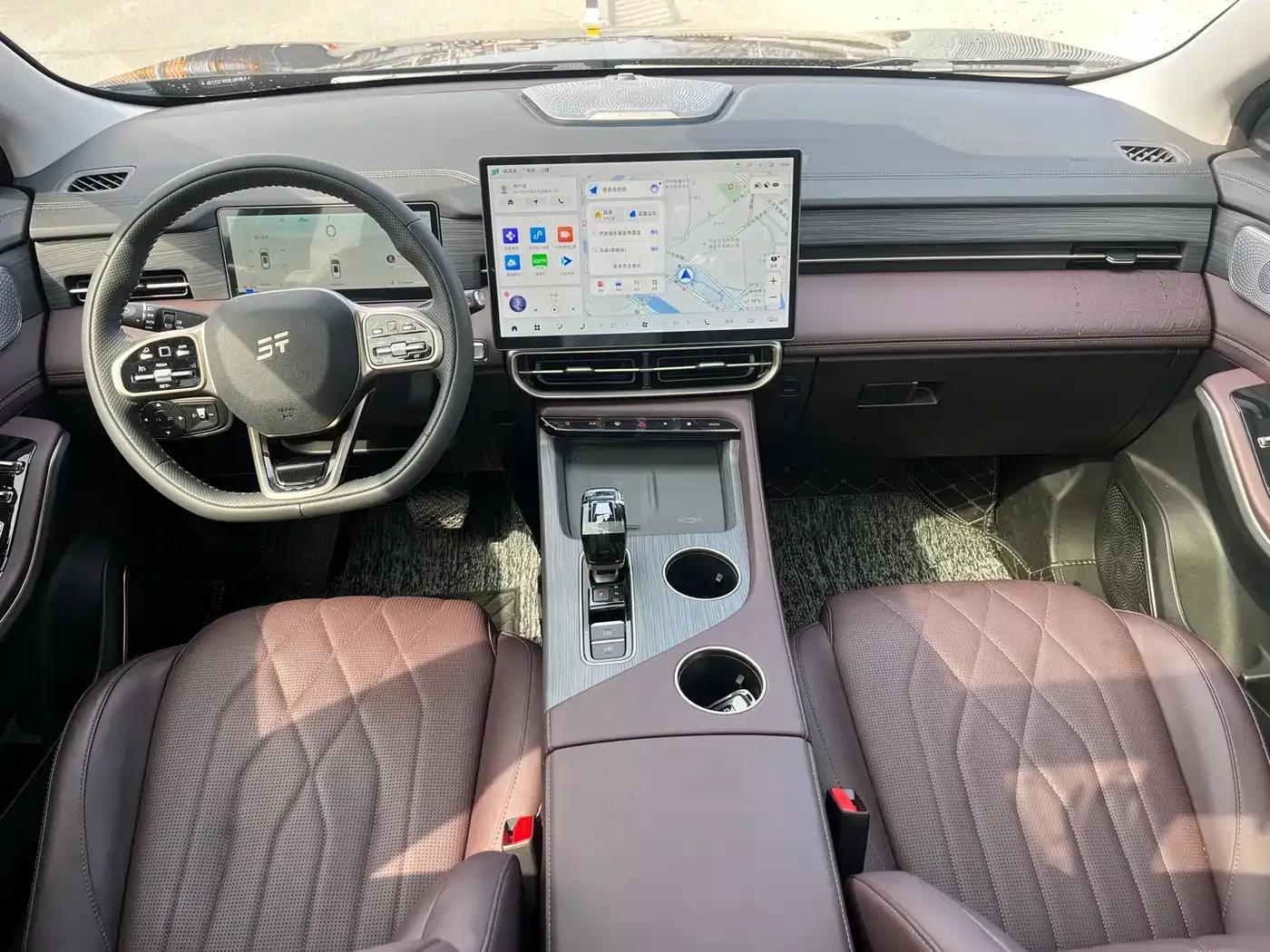 Jetour X90 PRO 2024 2.0T DCT Luxury Edition 5-seater — миниатюра 4