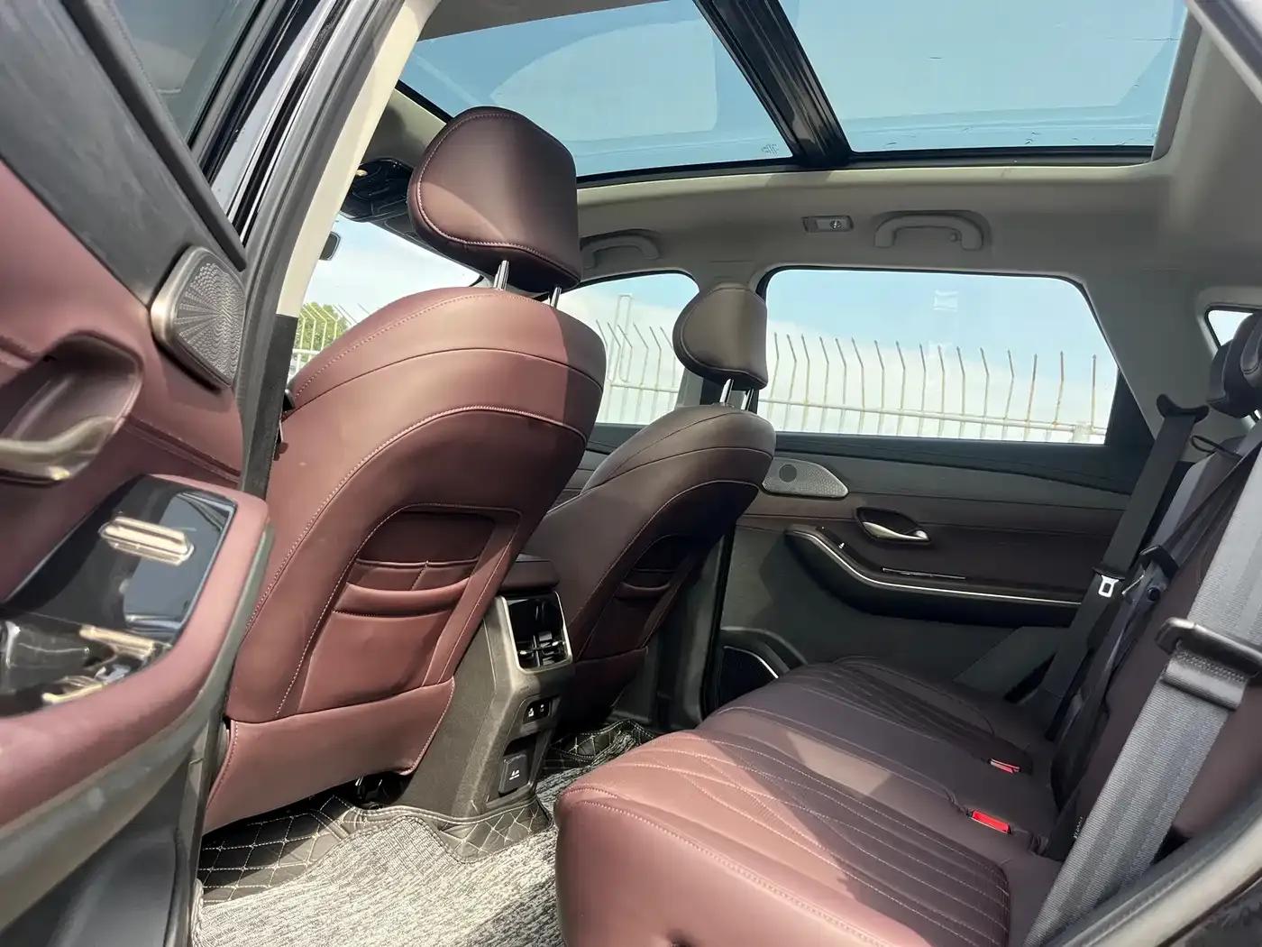 Jetour X90 PRO 2024 2.0T DCT Luxury Edition 5-seater — миниатюра 10