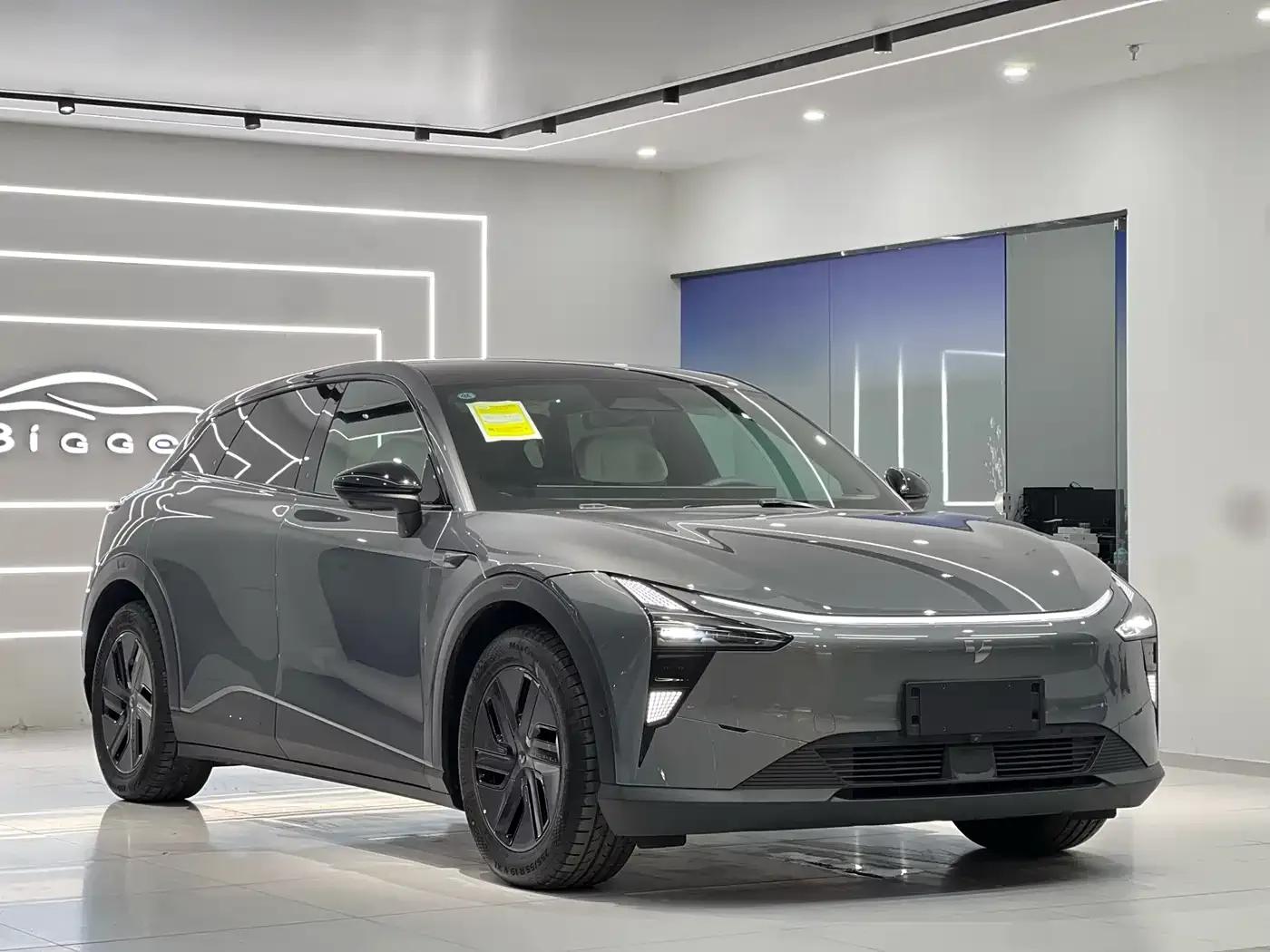 2025 Geely 01 Max Long Range Edition (Refreshed Model) — миниатюра 2