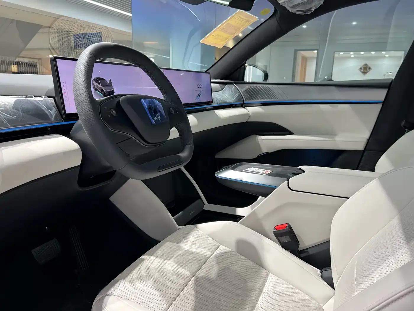 2025 Geely 01 Max Long Range Edition (Refreshed Model) — миниатюра 8