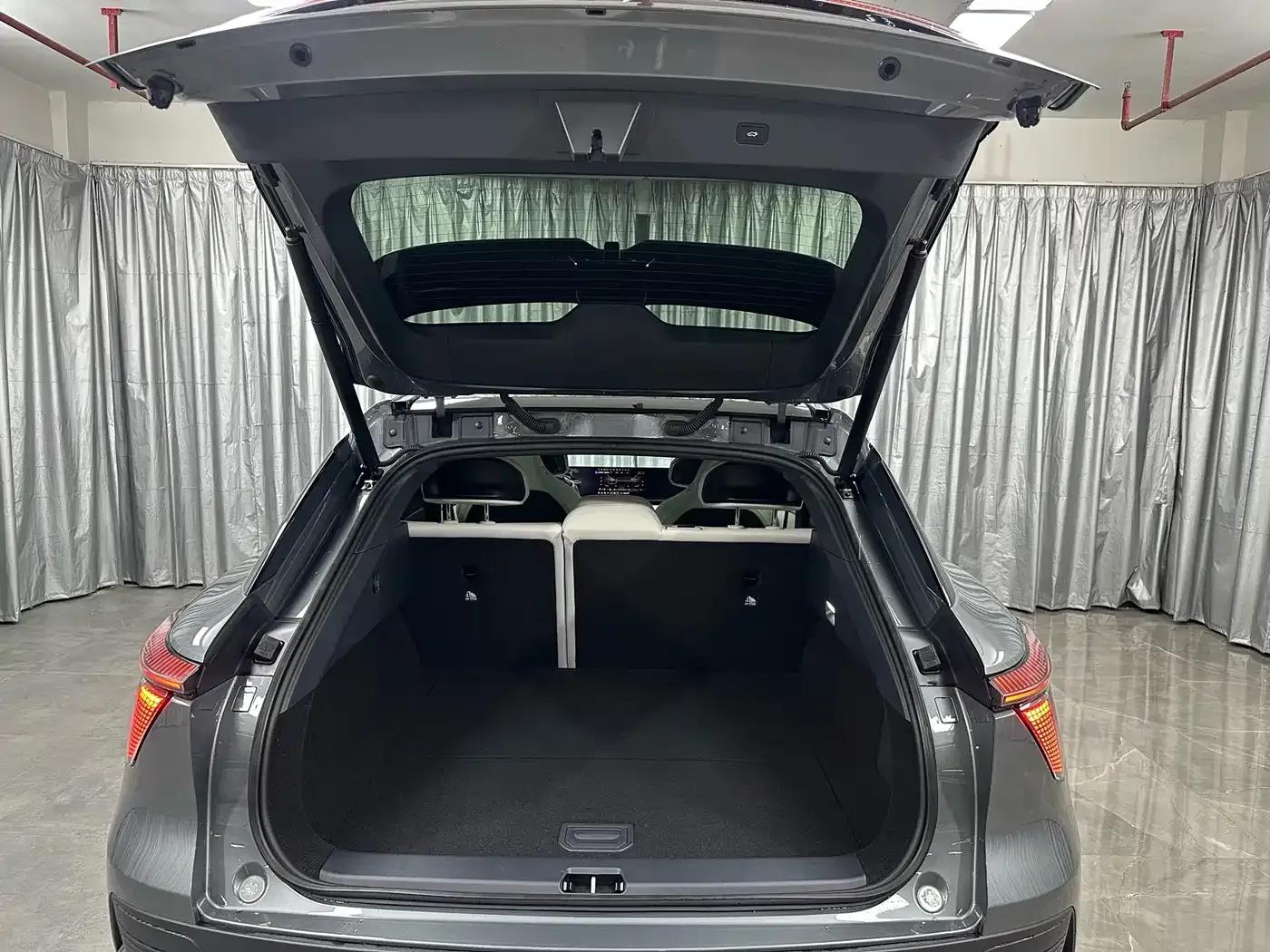2025 Geely 01 Max Long Range Edition (Refreshed Model) — миниатюра 12