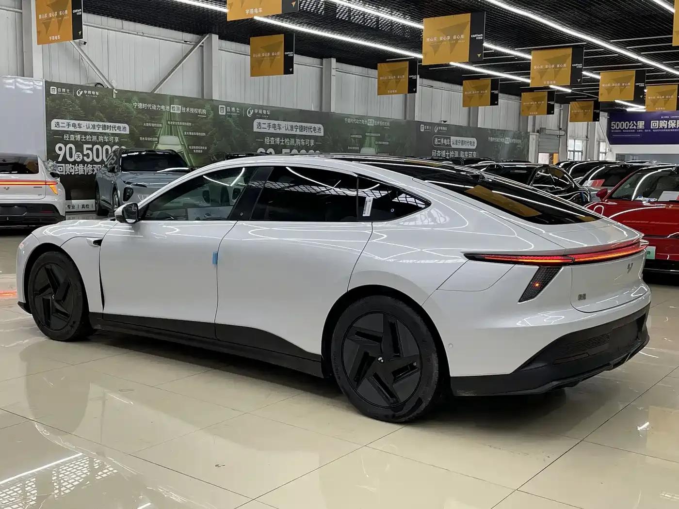 2024 Geely X7 Standard Edition — миниатюра 15