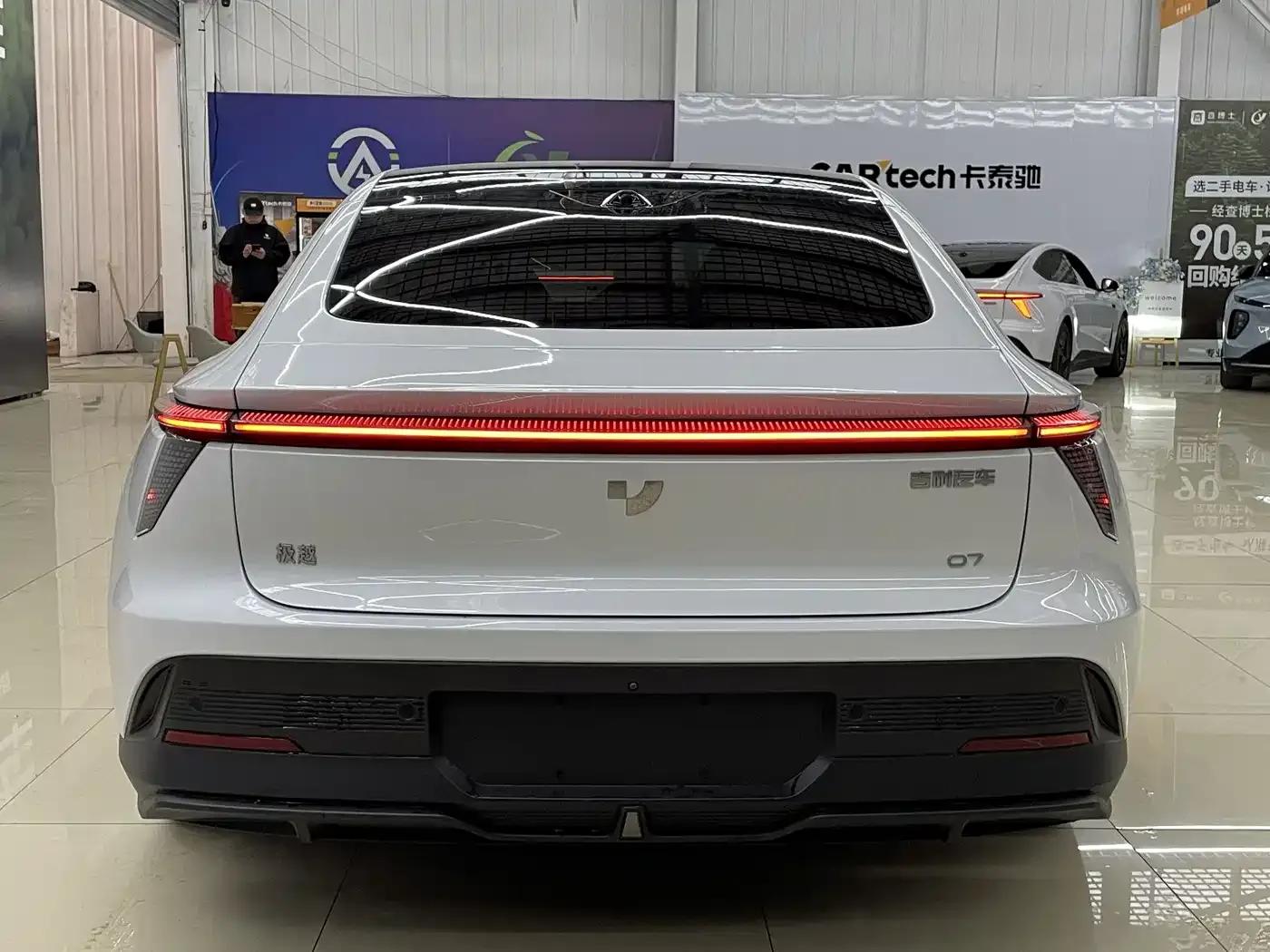 2024 Geely X7 Standard Edition — миниатюра 17