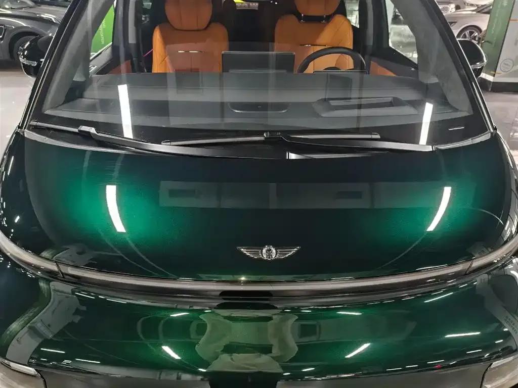 Yizhen L380 2025 Model 805km Flagship Edition 4WD — миниатюра 4