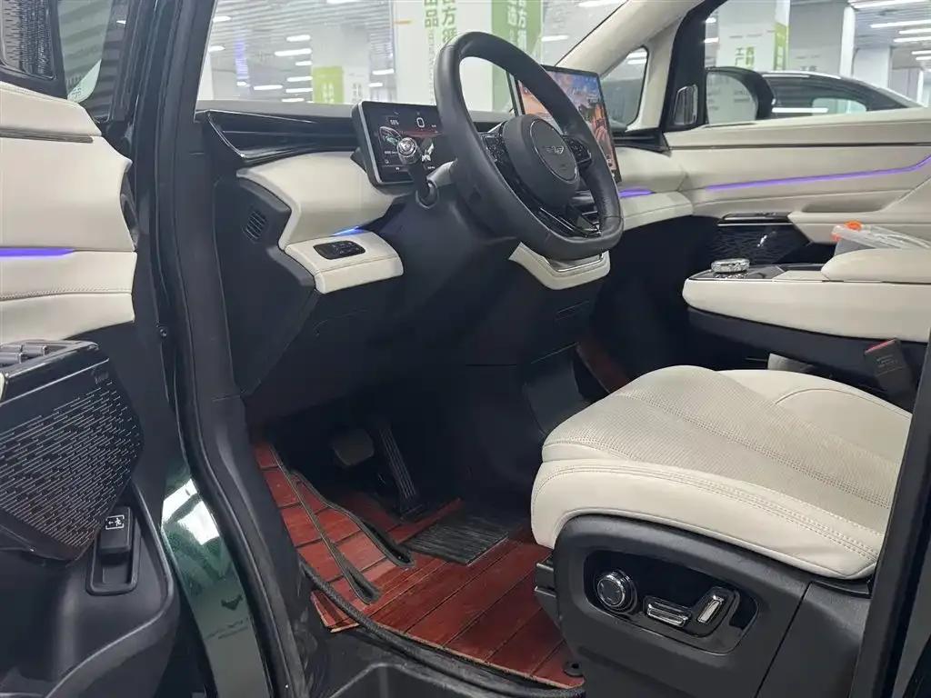 Wingzhen L380 2024 Model, 140-degree, 6-seater, 4WD Ultra — миниатюра 11