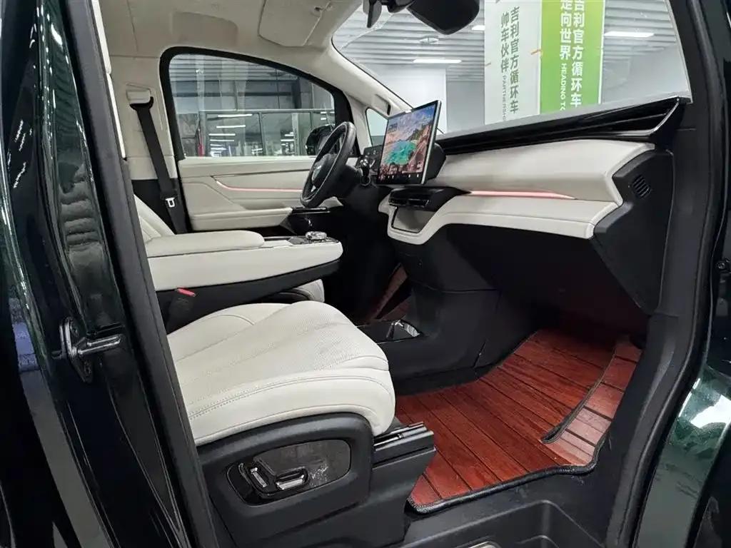 Wingzhen L380 2024 Model, 140-degree, 6-seater, 4WD Ultra — миниатюра 8