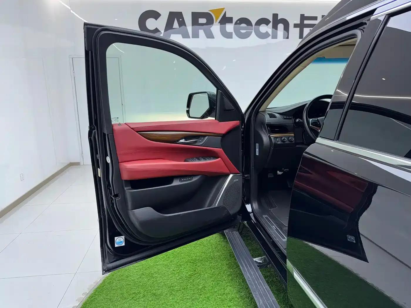 2017 Cadillac Escalade 6.2L ESV Platinum Edition Extended Wheelbase — миниатюра 12