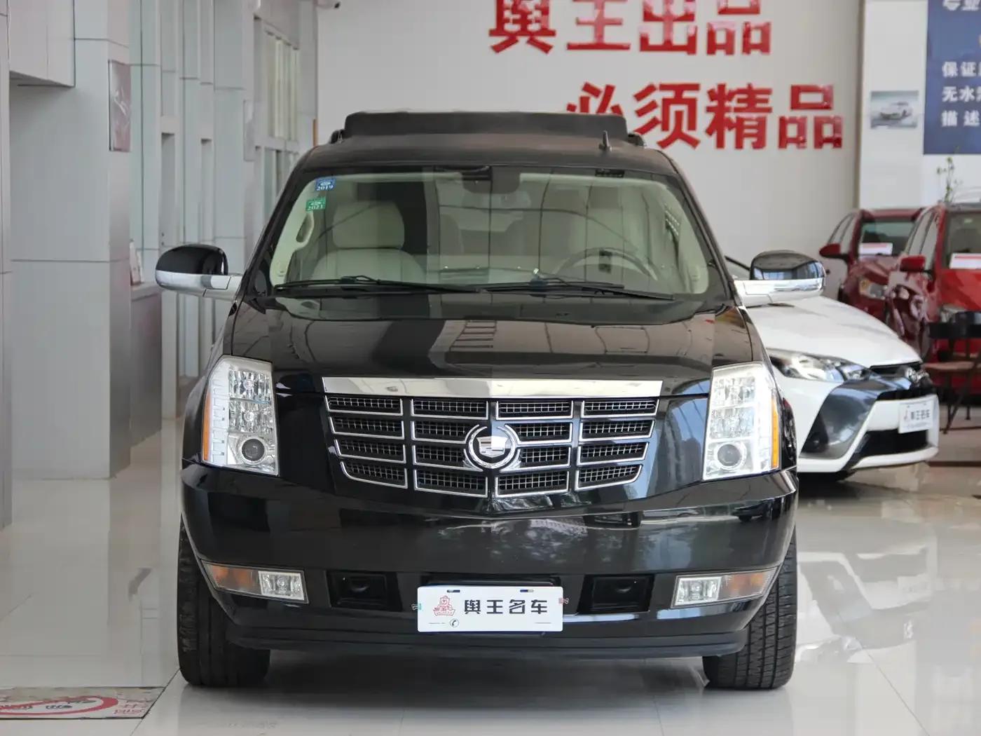 2008 Cadillac Escalade 6.2 AWD — миниатюра 2