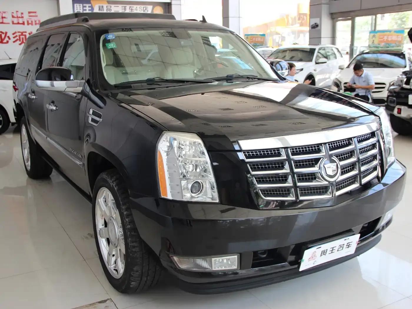 2008 Cadillac Escalade 6.2 AWD — миниатюра 3