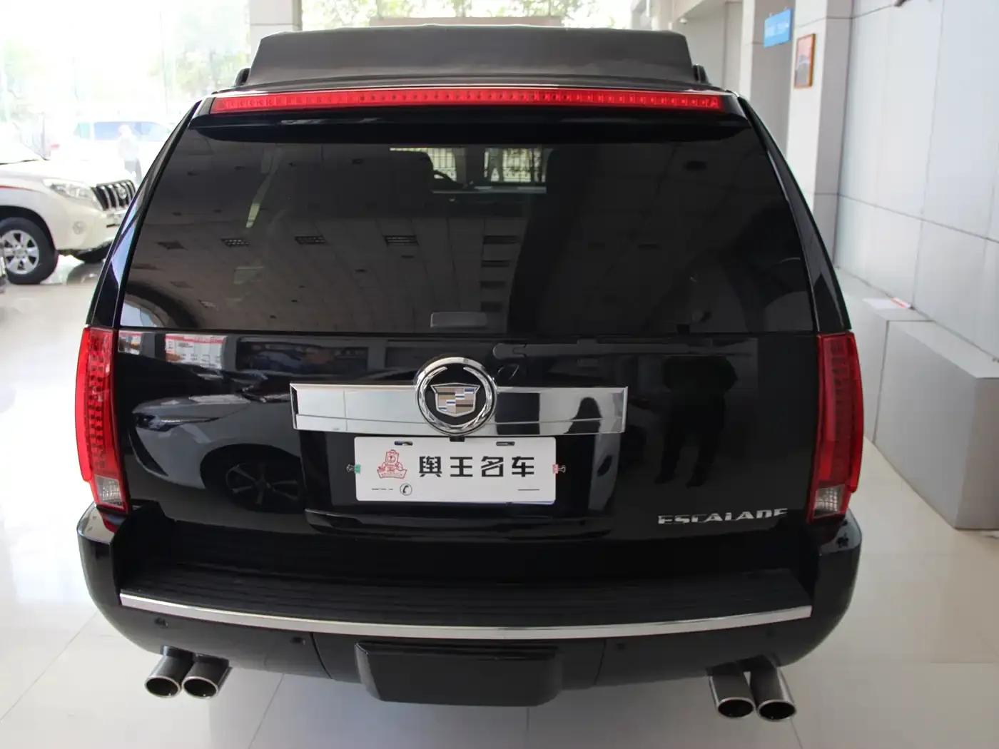 2008 Cadillac Escalade 6.2 AWD — миниатюра 6