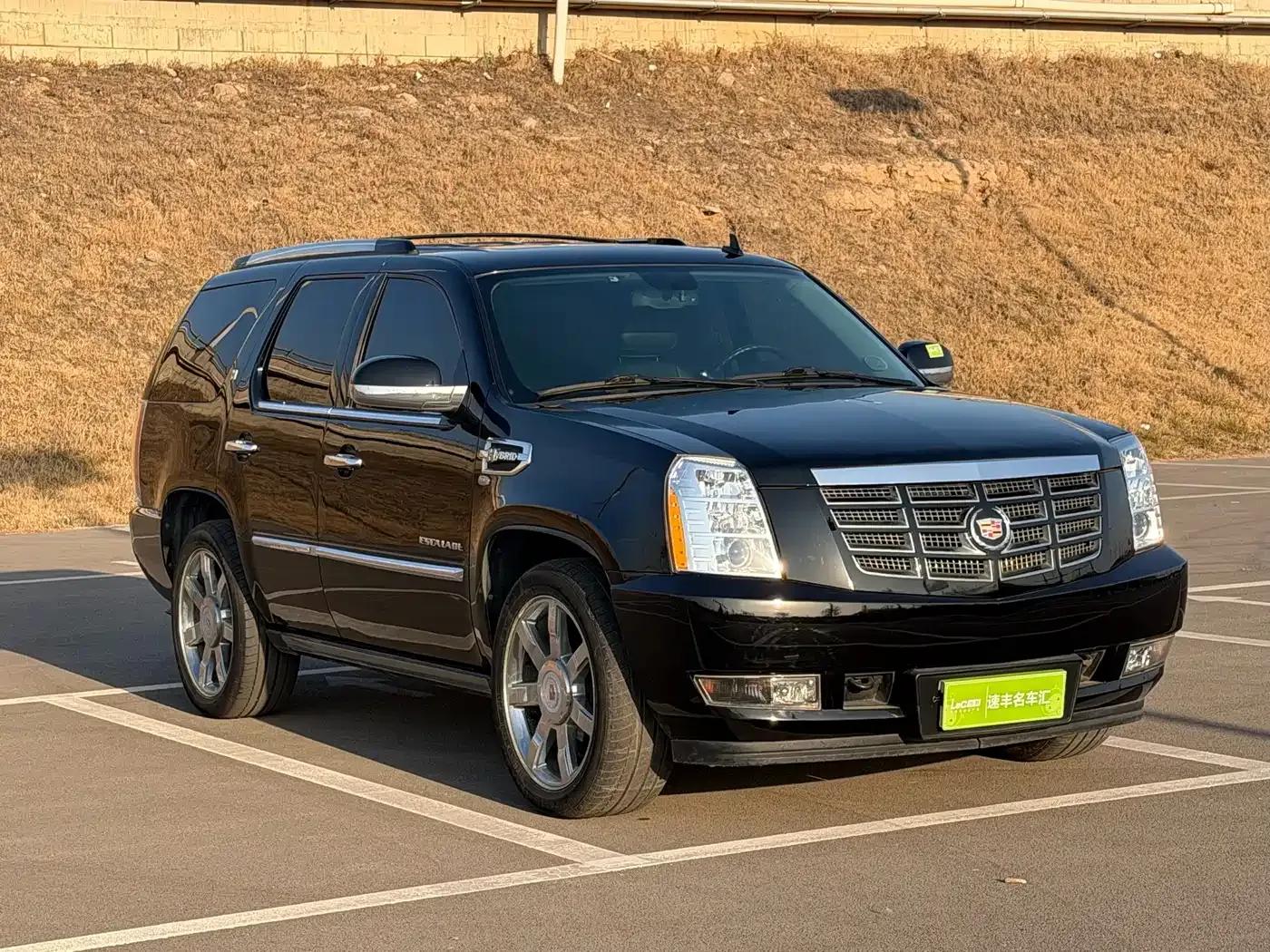 2010 Cadillac Escalade 6.0 Hybrid — миниатюра 2