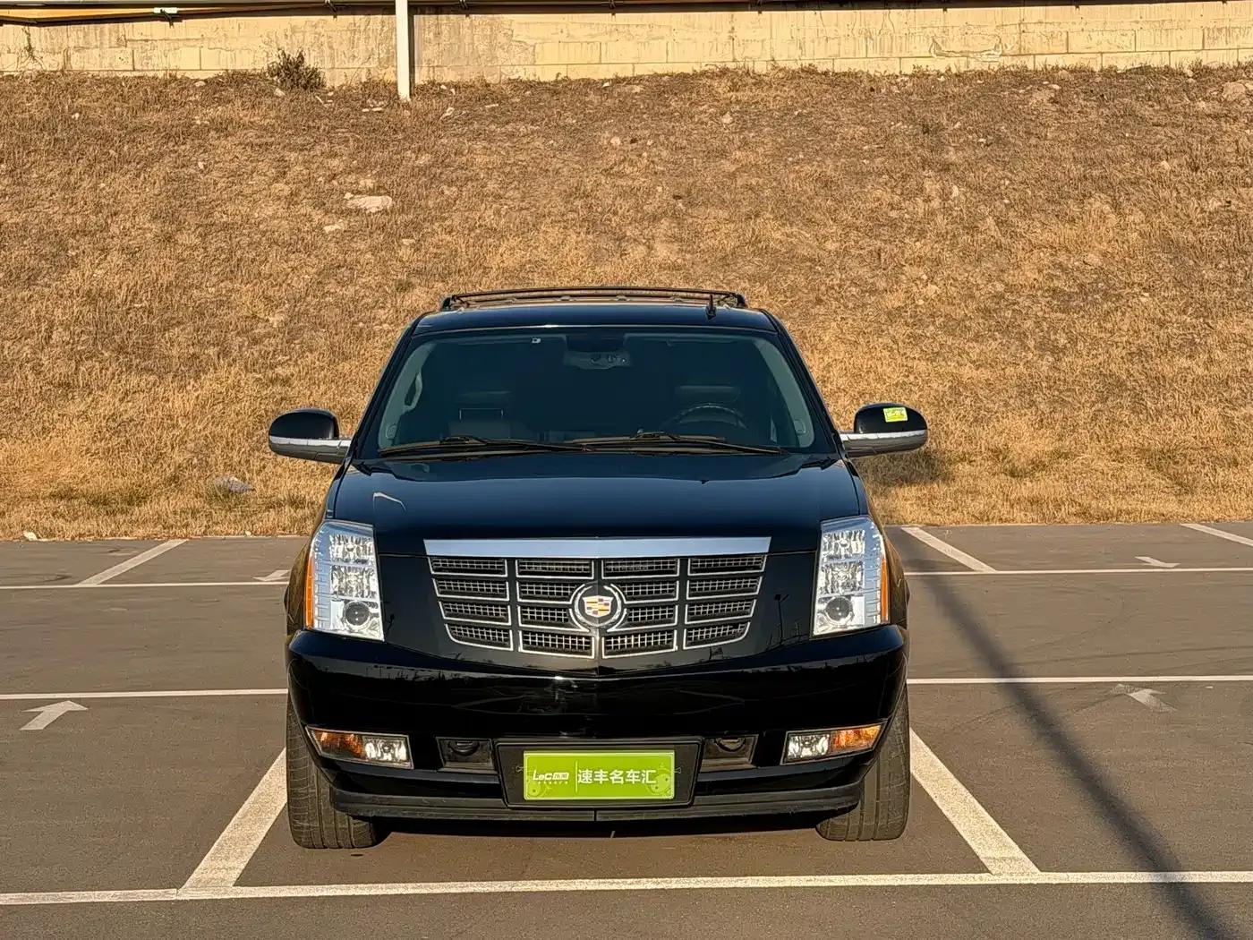 2010 Cadillac Escalade 6.0 Hybrid — миниатюра 3