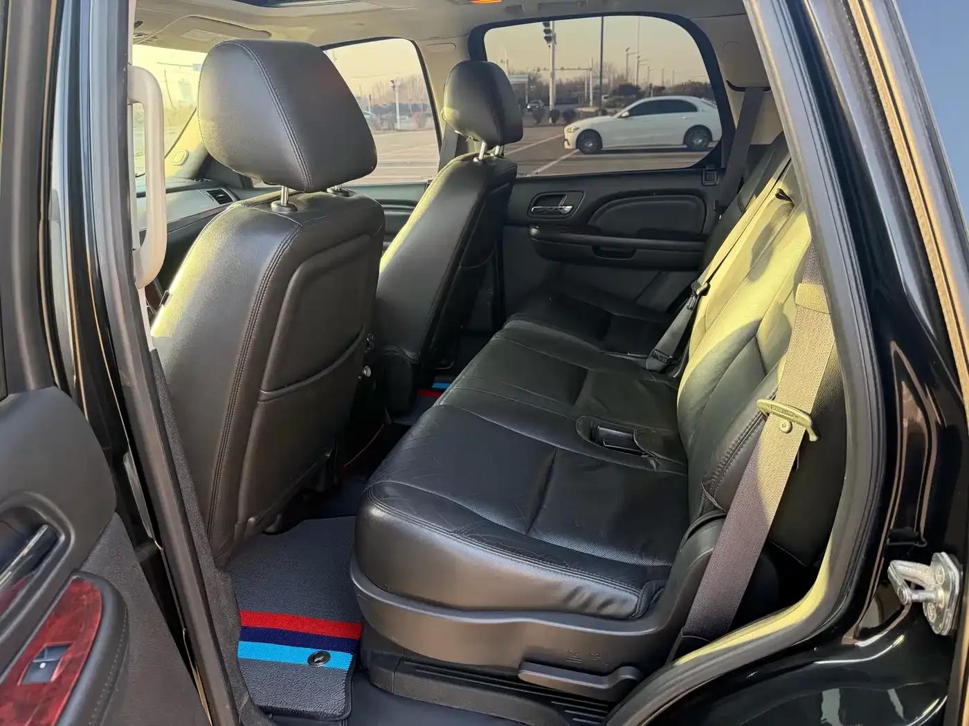 2010 Cadillac Escalade 6.0 Hybrid — миниатюра 9
