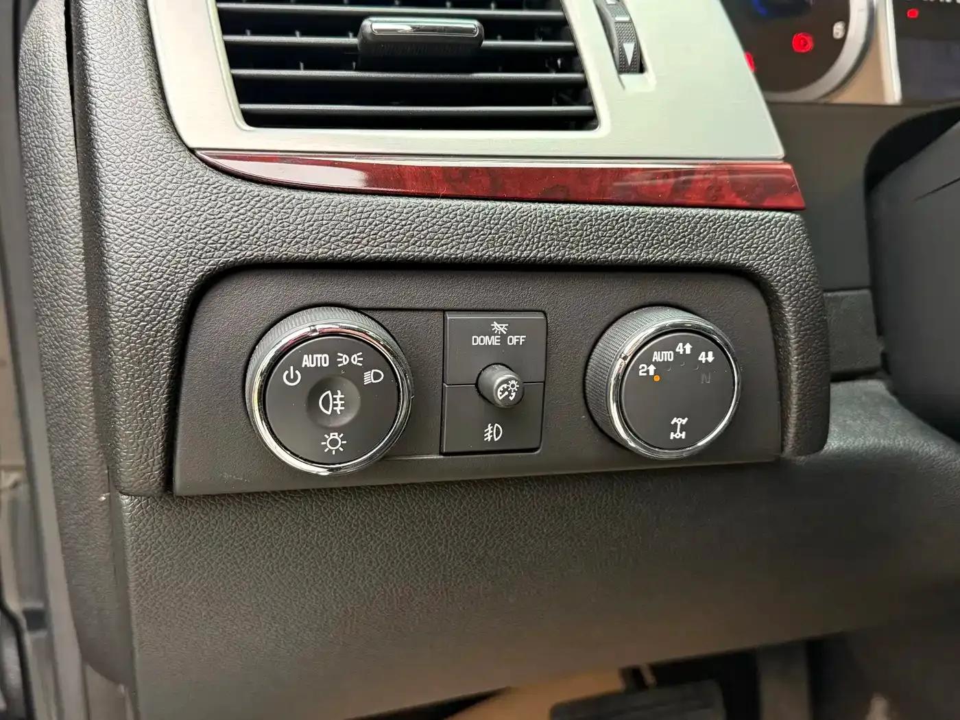 2010 Cadillac Escalade 6.0 Hybrid — миниатюра 15