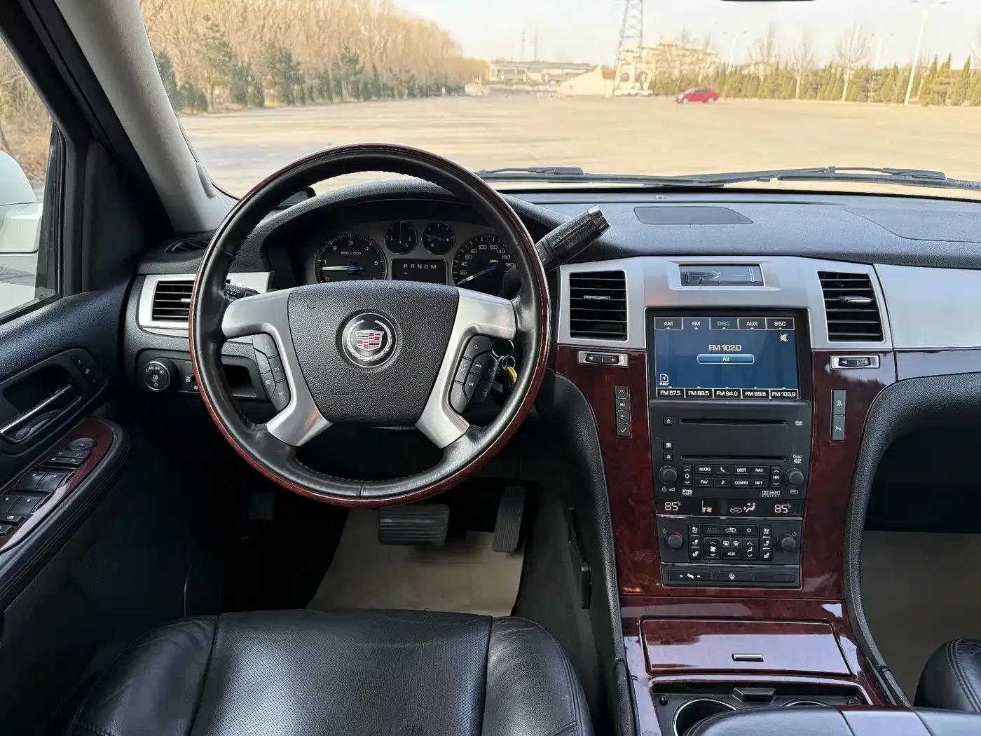 2007 Cadillac Escalade 6.2 AWD — миниатюра 16