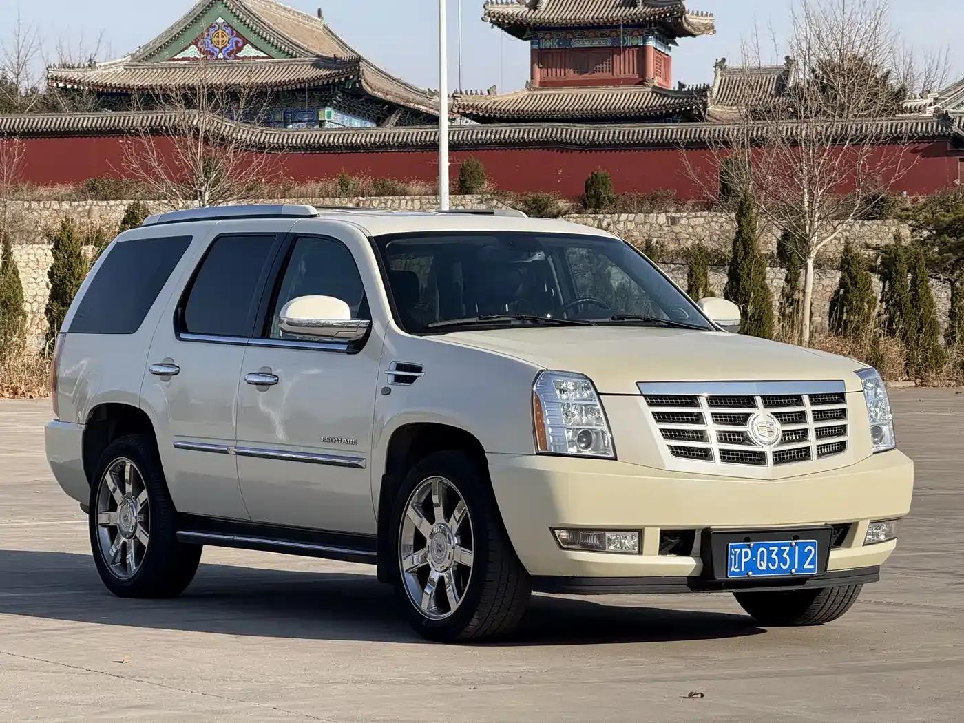 2007 Cadillac Escalade 6.2 AWD — миниатюра 3