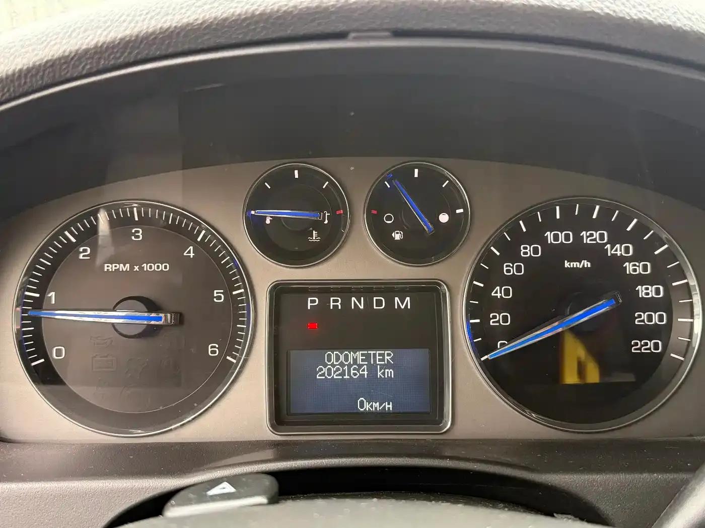 2007 Cadillac Escalade 6.2 AWD — миниатюра 23