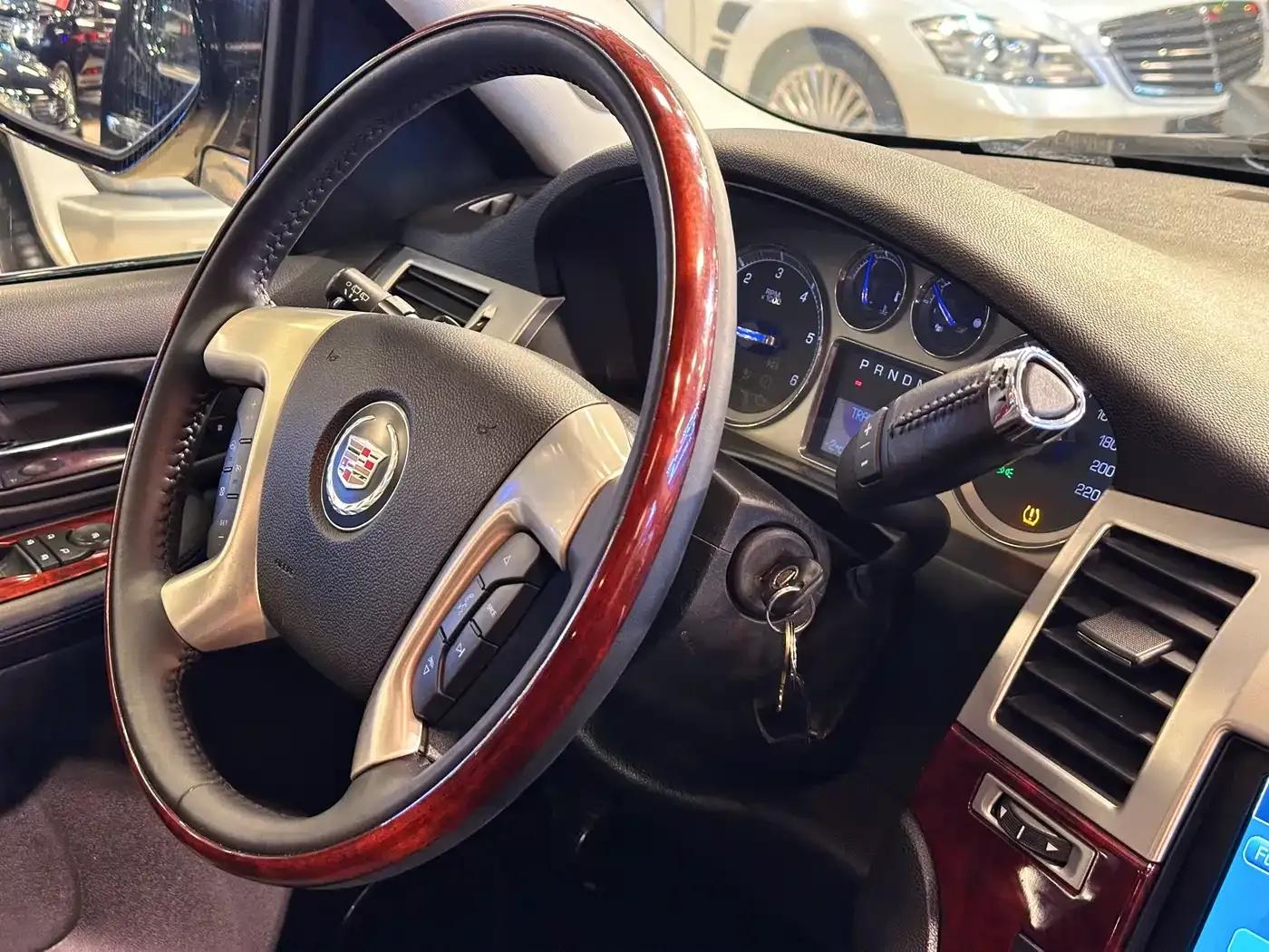 2008 Cadillac Escalade 6.2 AWD — миниатюра 20